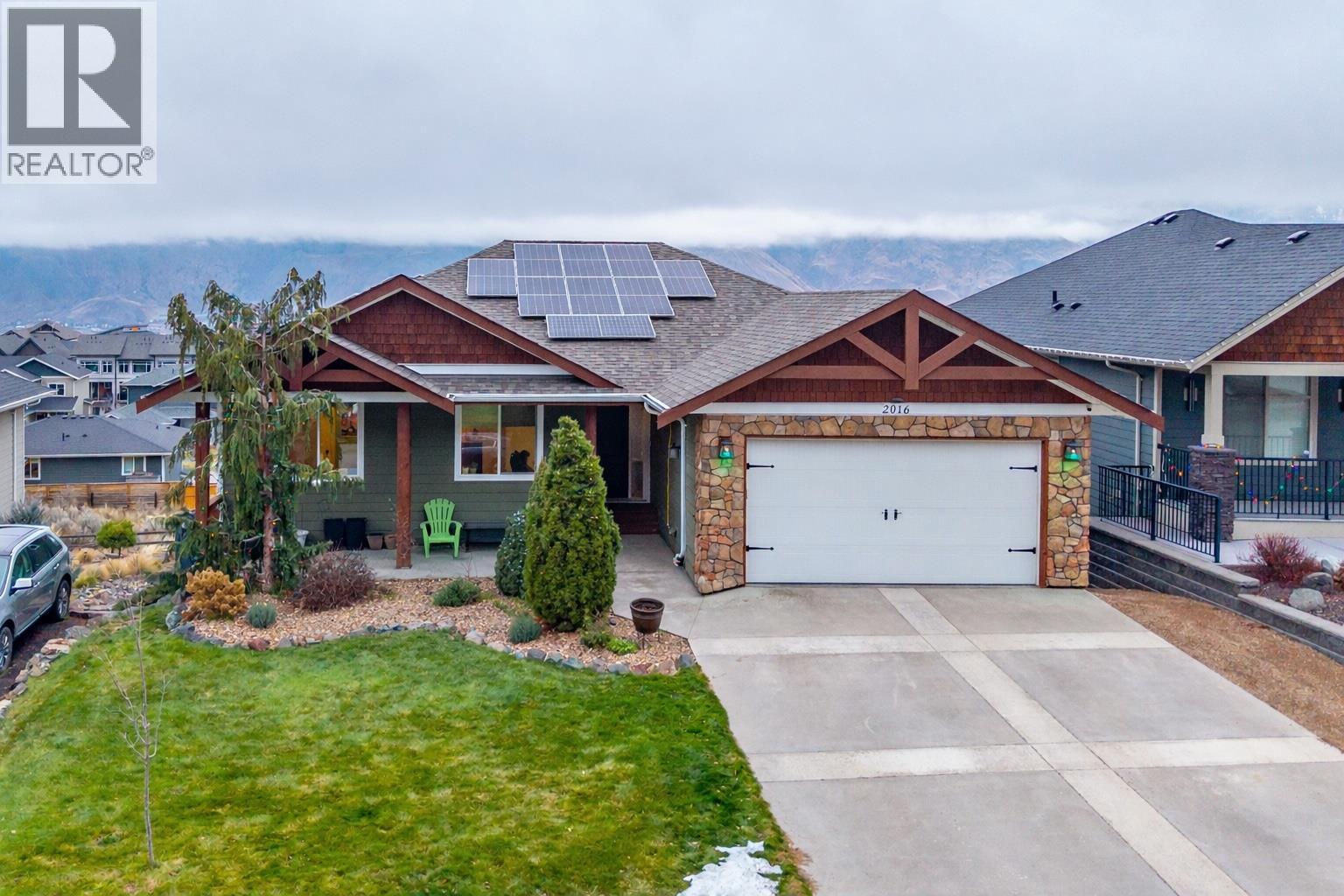 2016 Galore Crescent, Kamloops, British Columbia  V2E 0A7 - Photo 1 - 10381757