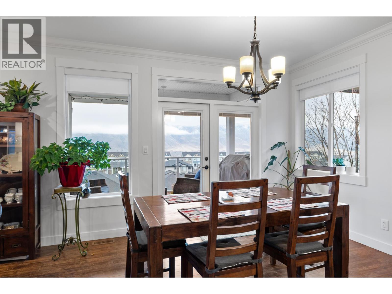 2016 Galore Crescent, Kamloops, British Columbia  V2E 0A7 - Photo 6 - 10381757