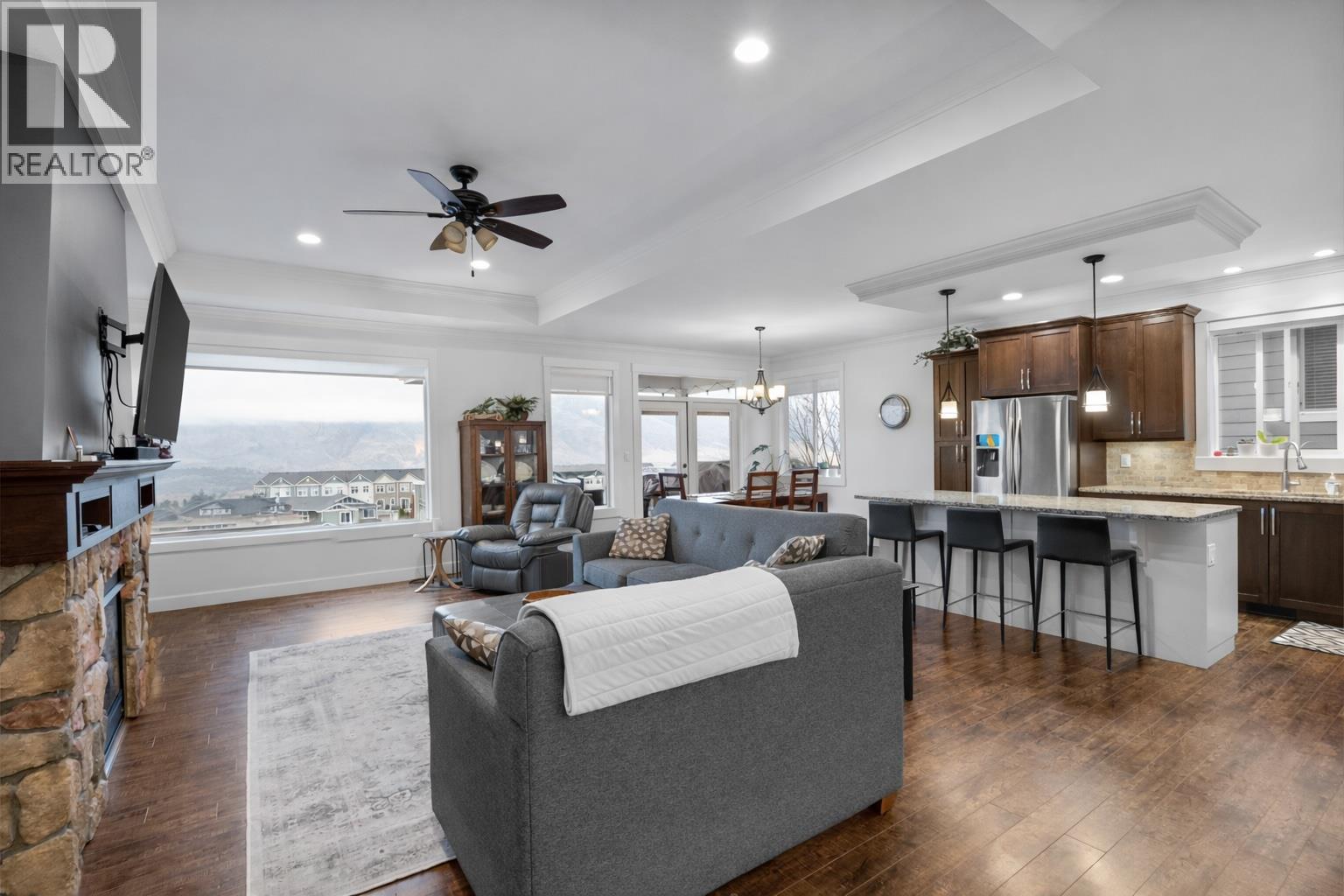 2016 Galore Crescent, Kamloops, British Columbia  V2E 0A7 - Photo 8 - 10381757