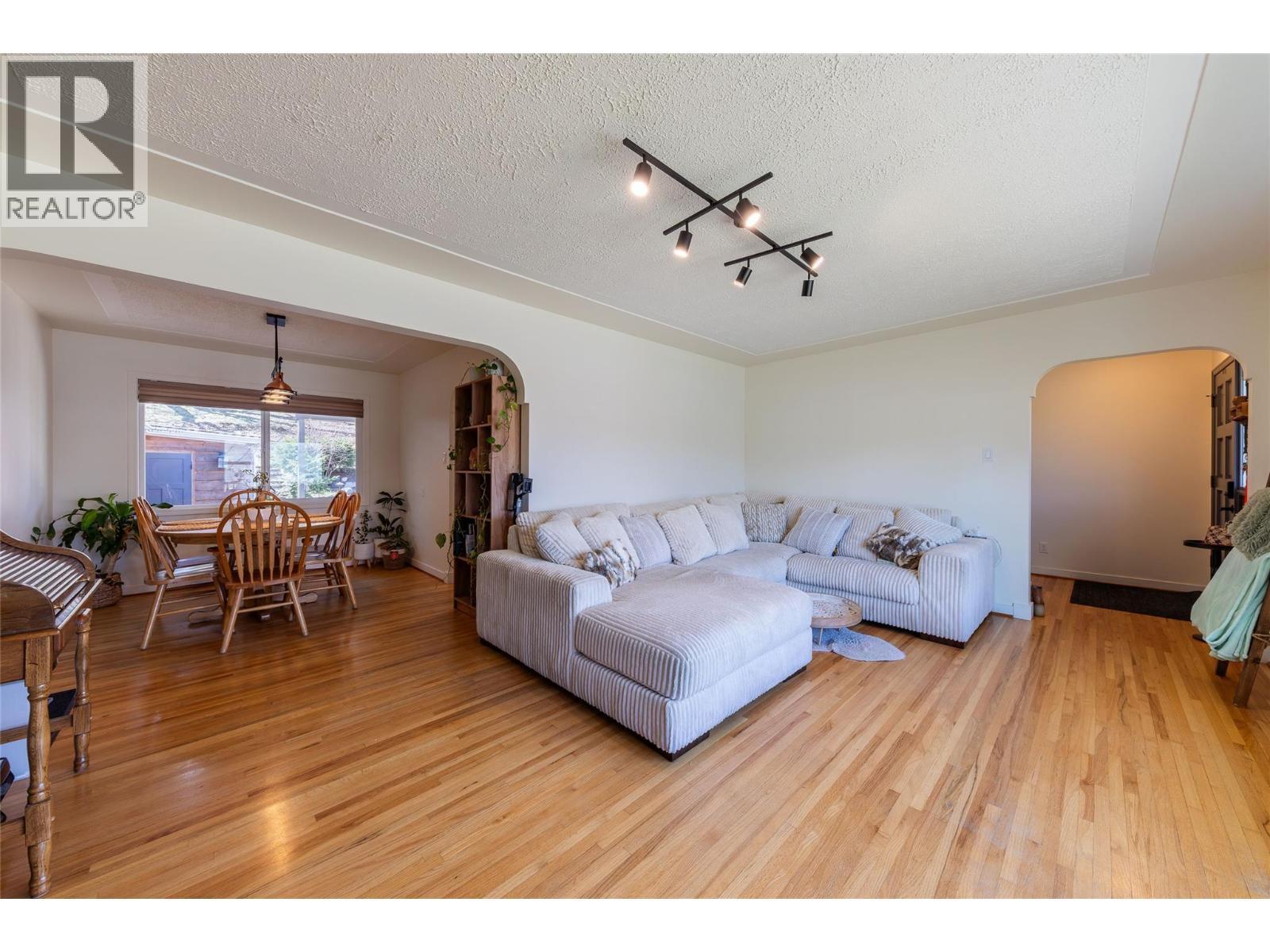 593 Tunstall Crescent, Kamloops, British Columbia  V2C 3J1 - Photo 12 - 10381666