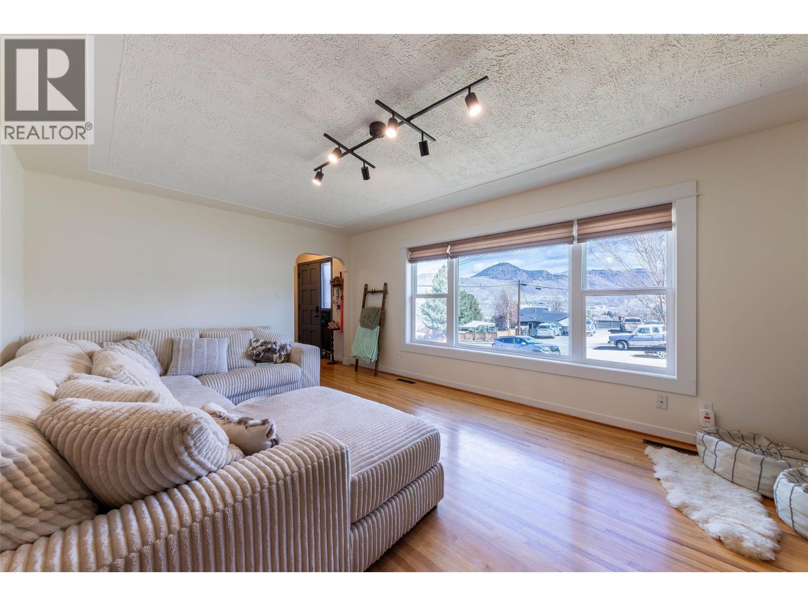 593 Tunstall Crescent, Kamloops, British Columbia  V2C 3J1 - Photo 13 - 10381666