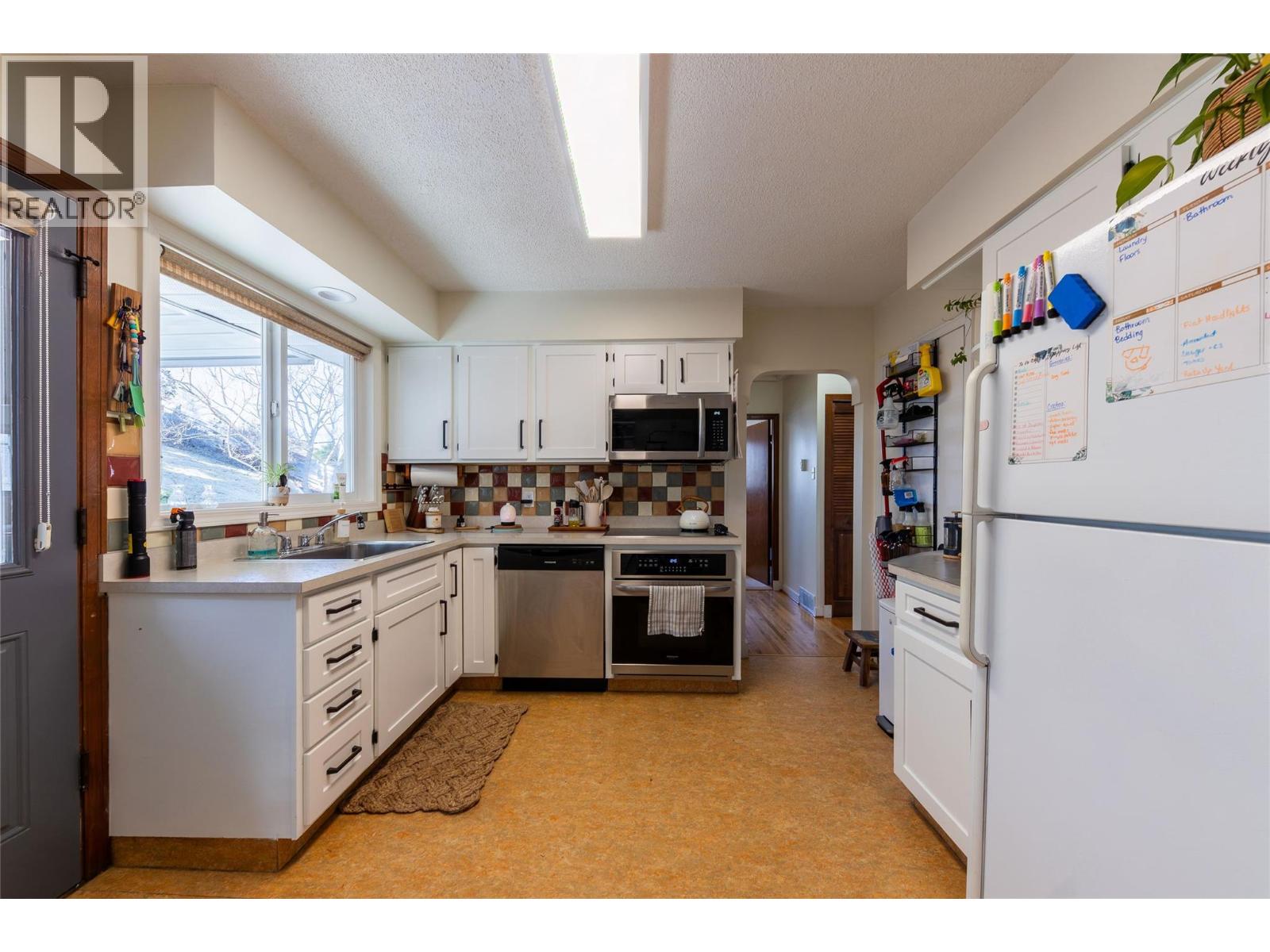 593 Tunstall Crescent, Kamloops, British Columbia  V2C 3J1 - Photo 21 - 10381666