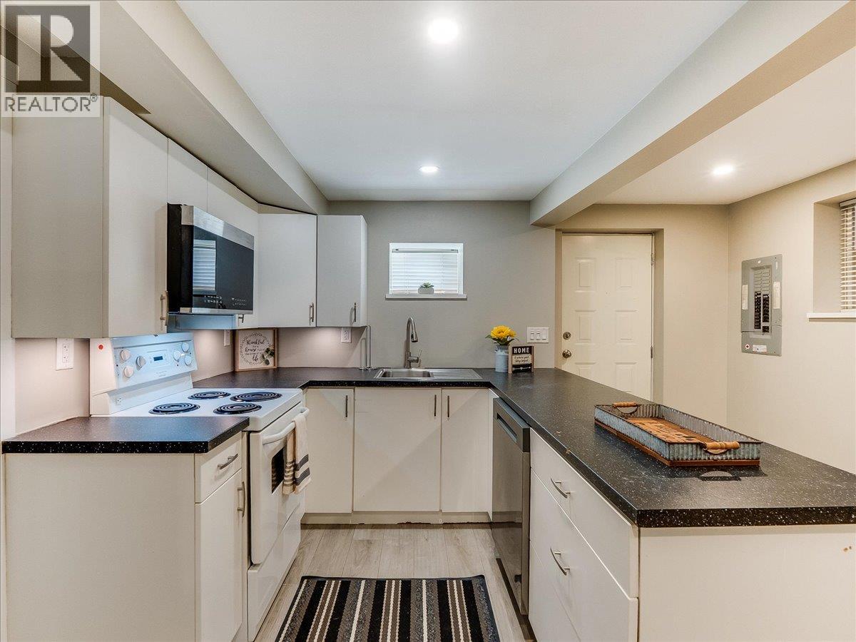 1534 Fifth Avenue, Trail, British Columbia  V1R 1T8 - Photo 24 - 10381563