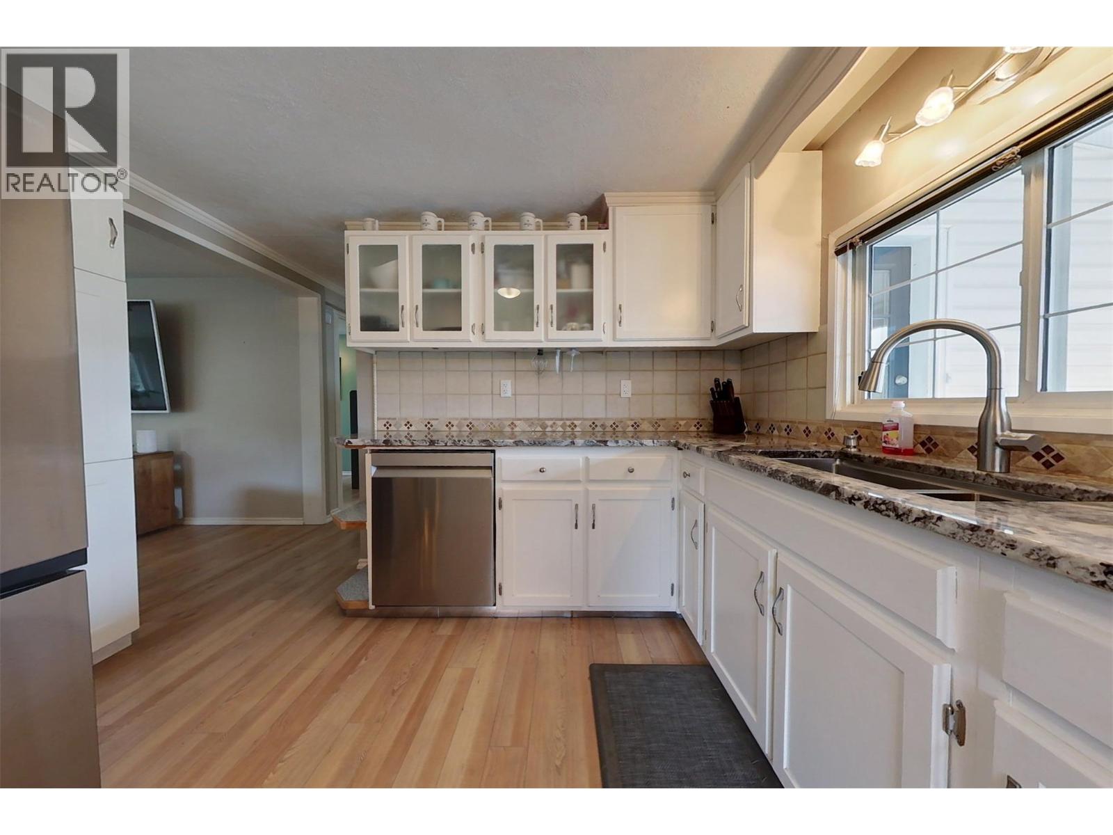 3433 Erickson Road, Creston, British Columbia  V0B 1G1 - Photo 8 - 10381627