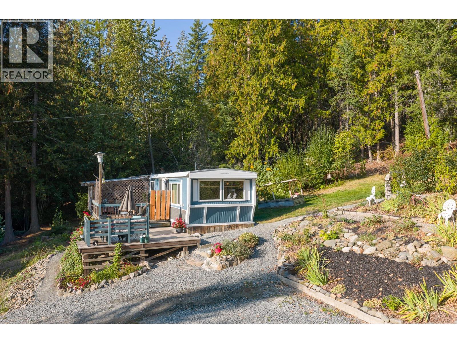 1137 36th Avenue N, Creston, British Columbia  V0B 1G1 - Photo 16 - 10381833