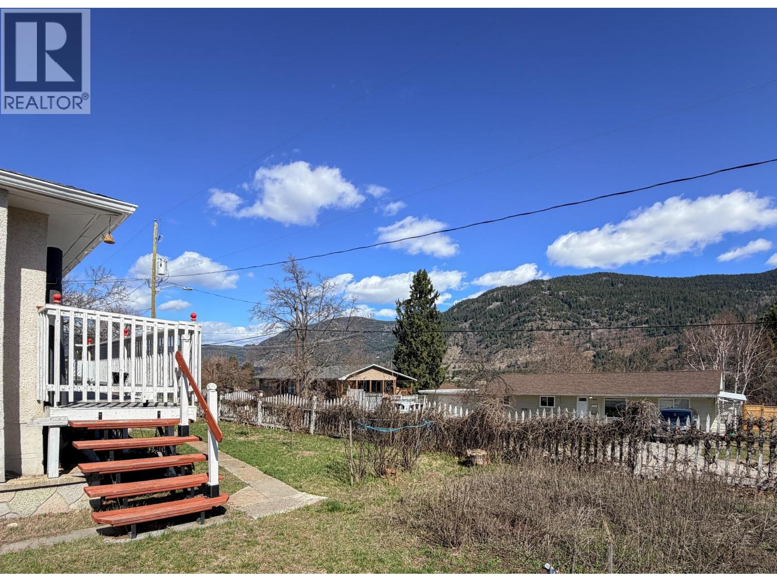 3404 4th Avenue, Castlegar, British Columbia  V1N 2T3 - Photo 34 - 10381823