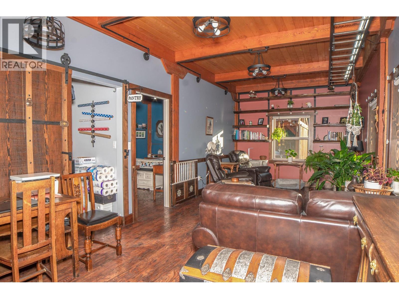 1627 Hood Road, Creston, British Columbia  V0B 1G2 - Photo 11 - 10381713