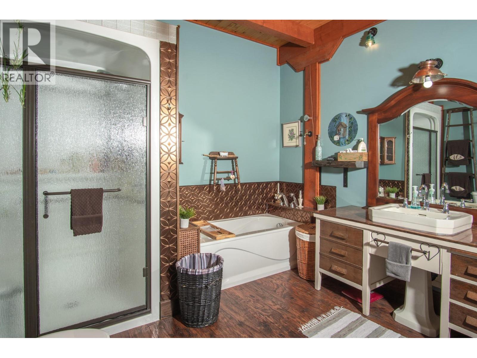 1627 Hood Road, Creston, British Columbia  V0B 1G2 - Photo 25 - 10381713