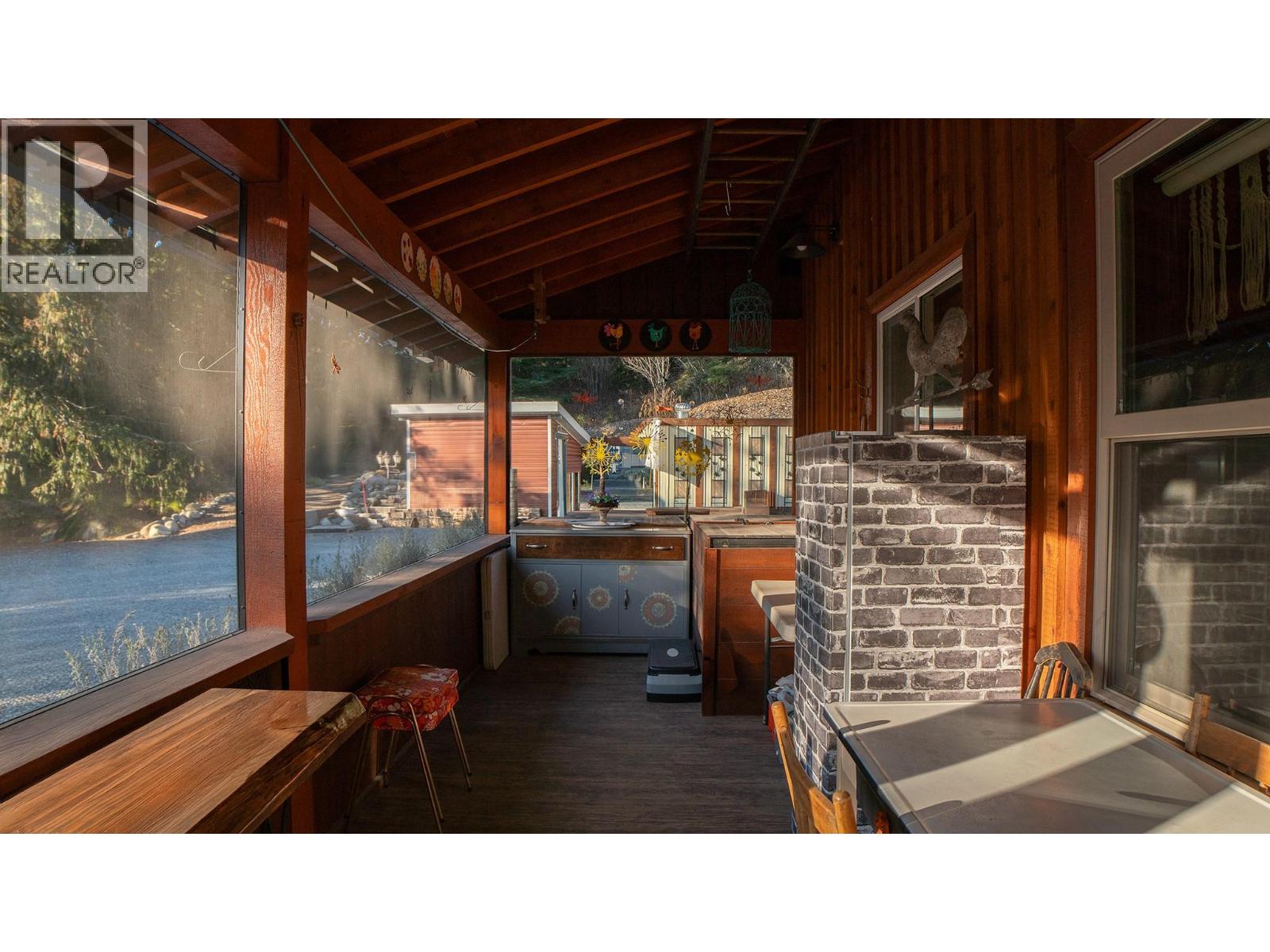 1627 Hood Road, Creston, British Columbia  V0B 1G2 - Photo 29 - 10381713