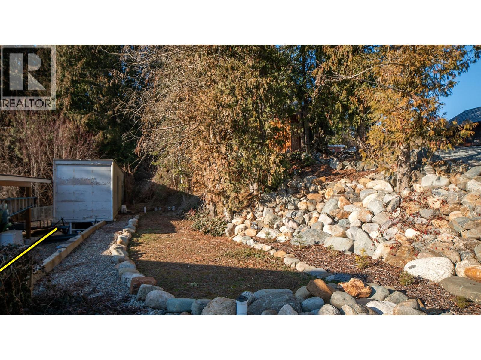 1627 Hood Road, Creston, British Columbia  V0B 1G2 - Photo 35 - 10381713