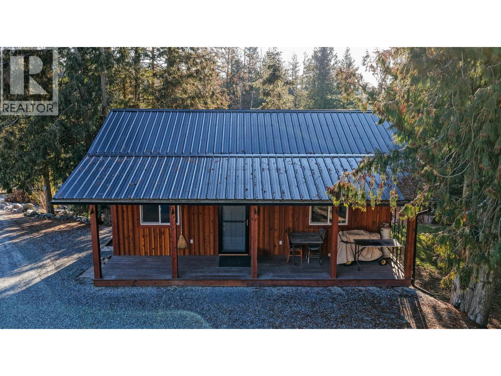 1627 Hood Road, Creston, British Columbia  V0B 1G2 - Photo 39 - 10381713