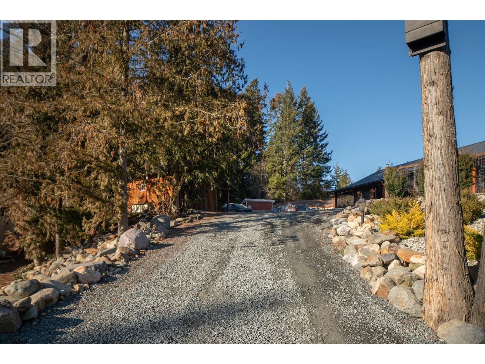 1627 Hood Road, Creston, British Columbia  V0B 1G2 - Photo 48 - 10381713