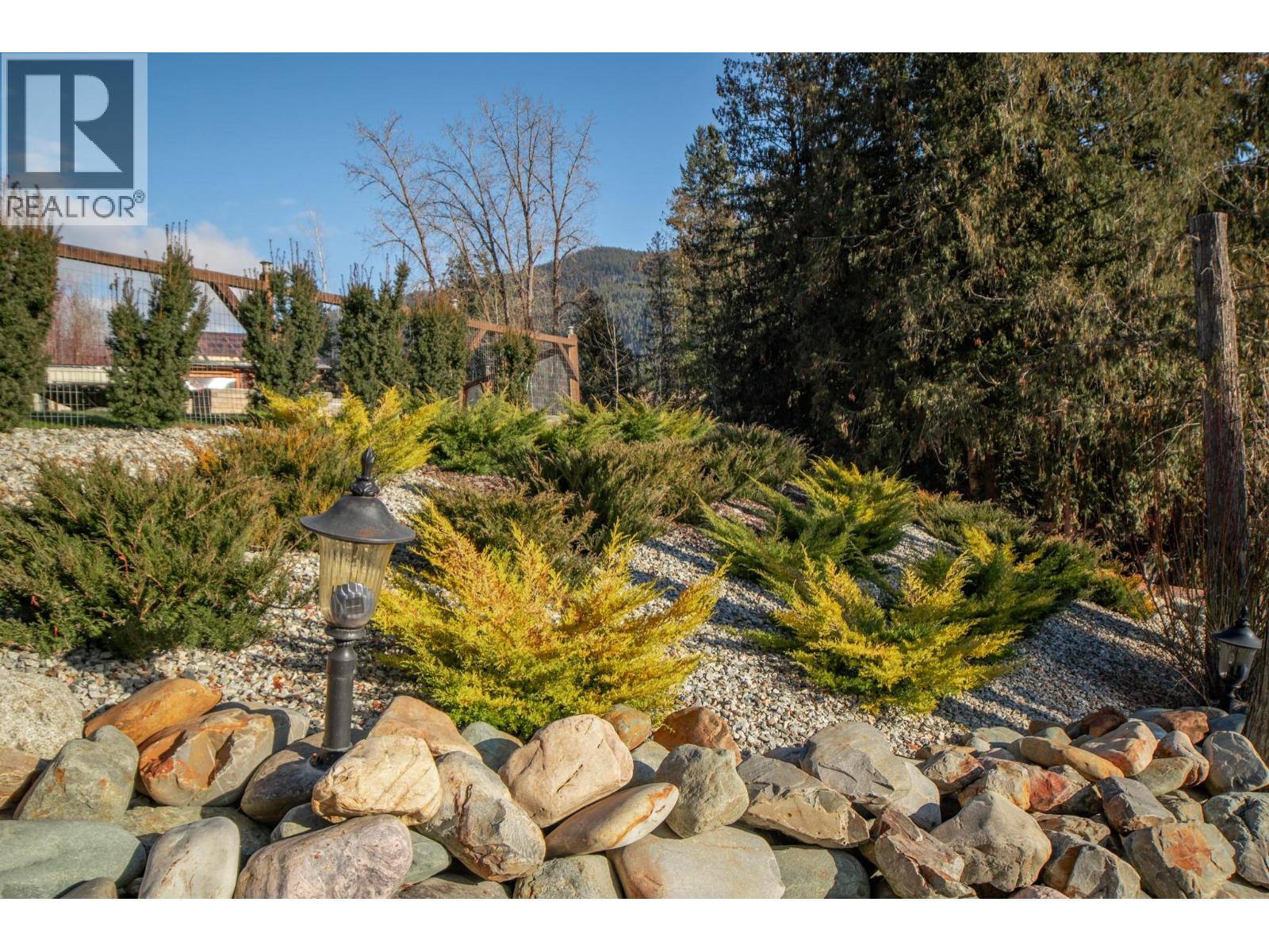 1627 Hood Road, Creston, British Columbia  V0B 1G2 - Photo 50 - 10381713