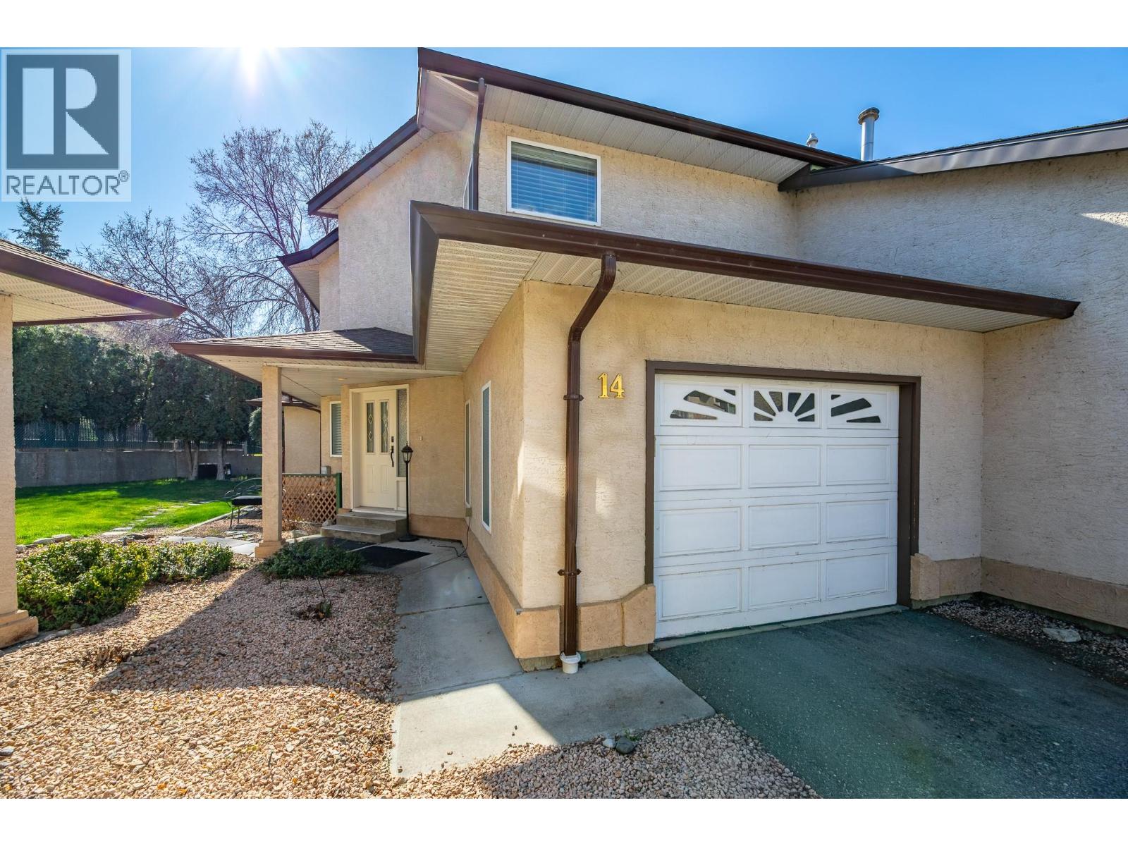 5050 13 Avenue Unit# 14, Okanagan Falls, British Columbia  V0H 1R4 - Photo 1 - 10381827