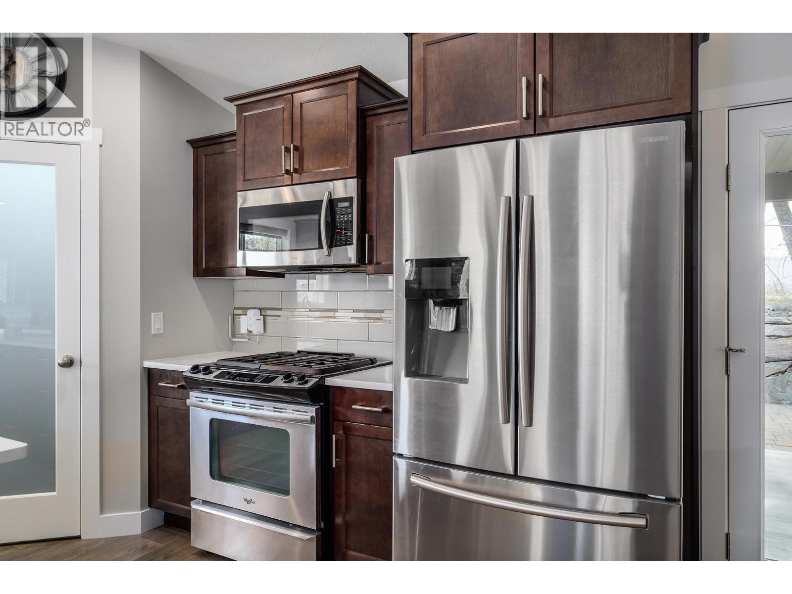 3042 Glenrosa Road, West Kelowna, British Columbia  V4T 1C4 - Photo 10 - 10381733