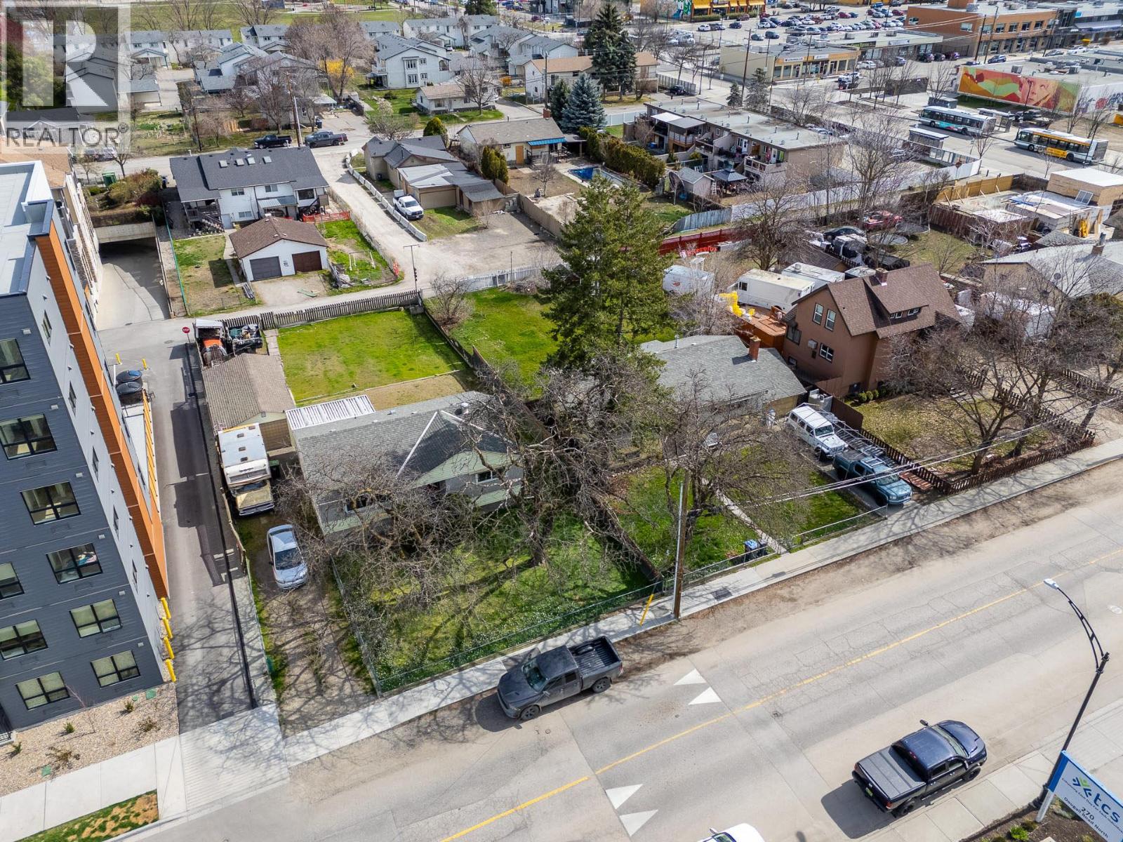 225, 235, 255, 265, 275 Dougall Road N, Kelowna, British Columbia  V1X 3K6 - Photo 16 - 10381609