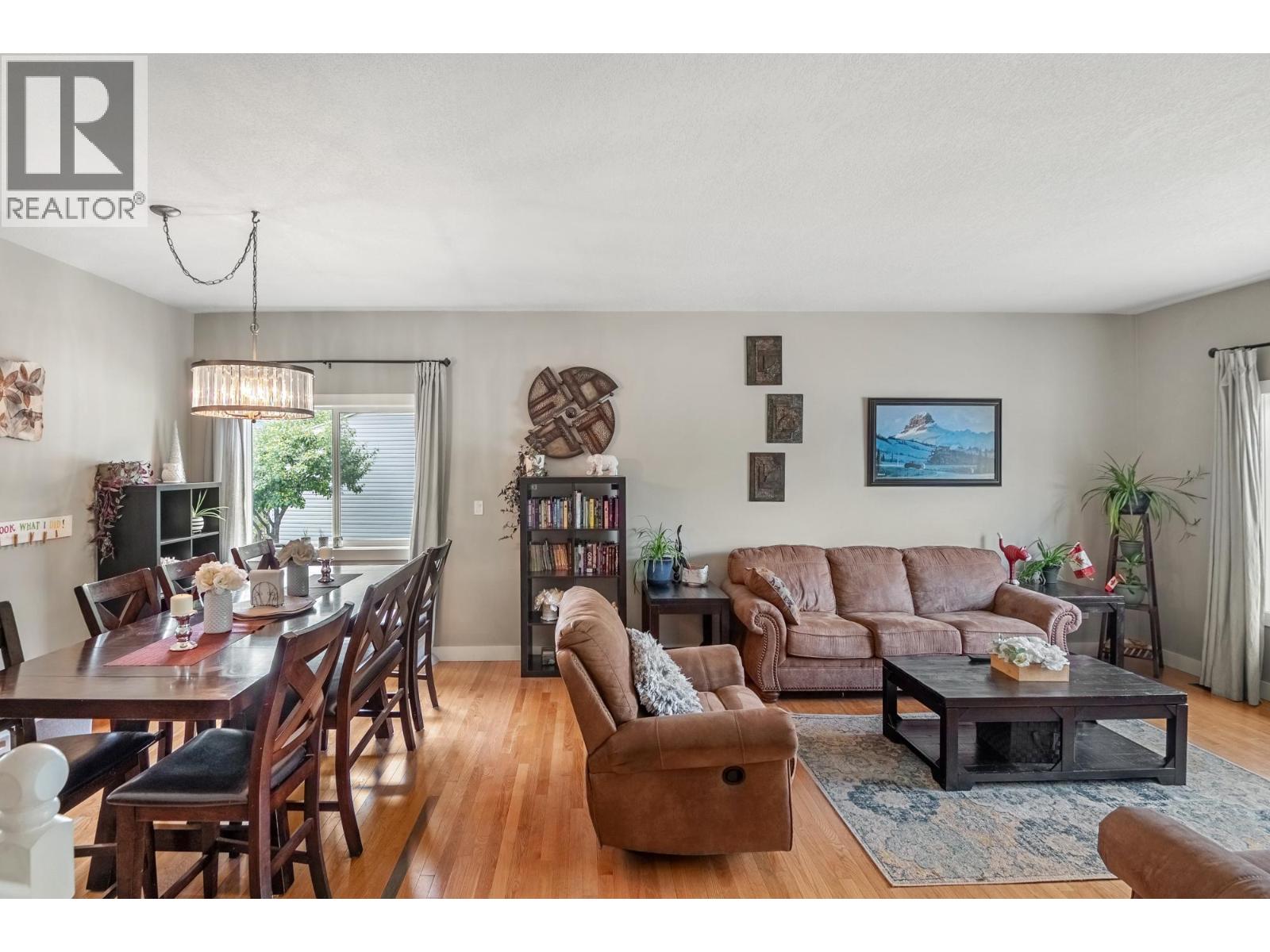 1257 Valley View Drive, Sparwood, British Columbia  V0B 2G2 - Photo 5 - 10381740