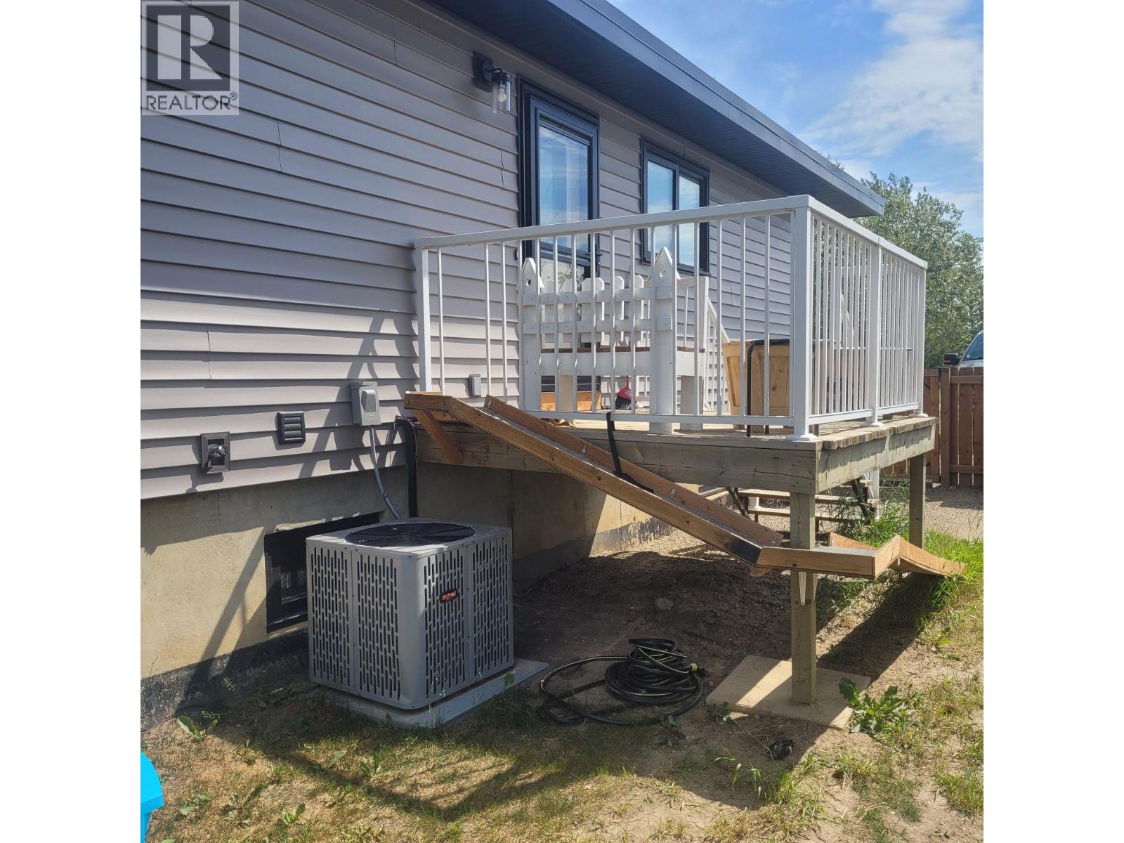 1036 121 Avenue, Dawson Creek, British Columbia  V1G 3K4 - Photo 11 - 10381210