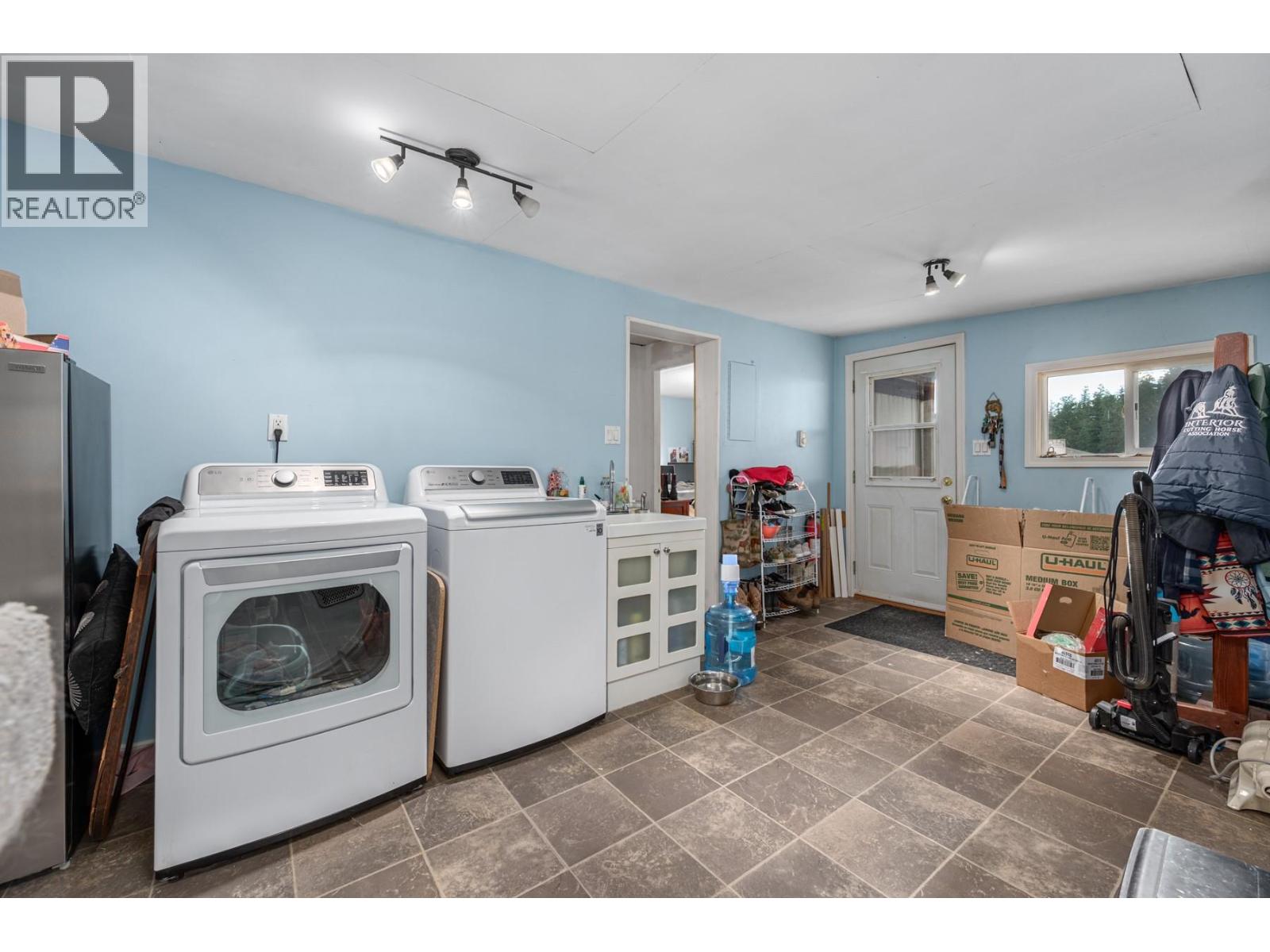 6668 Kamloops Vernon (Hwy 97) Highway, Westwold, British Columbia  V0E 3B1 - Photo 31 - 10381699