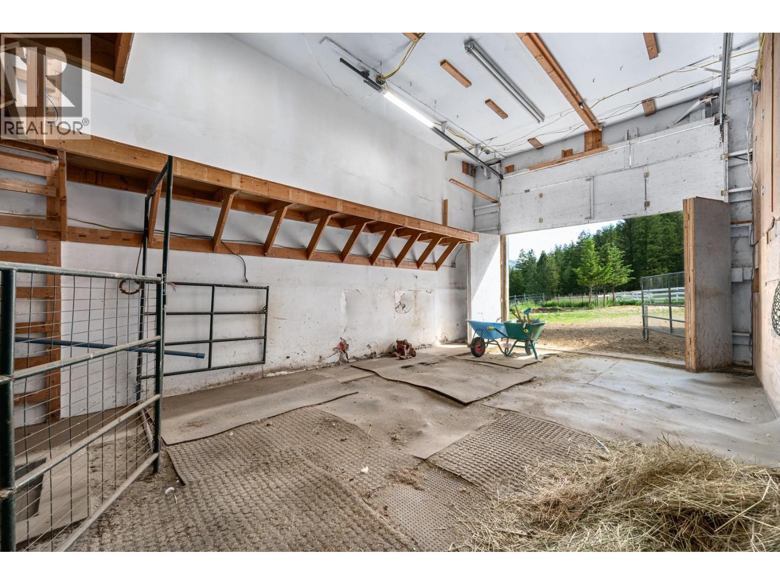 6668 Kamloops Vernon (Hwy 97) Highway, Westwold, British Columbia  V0E 3B1 - Photo 51 - 10381699