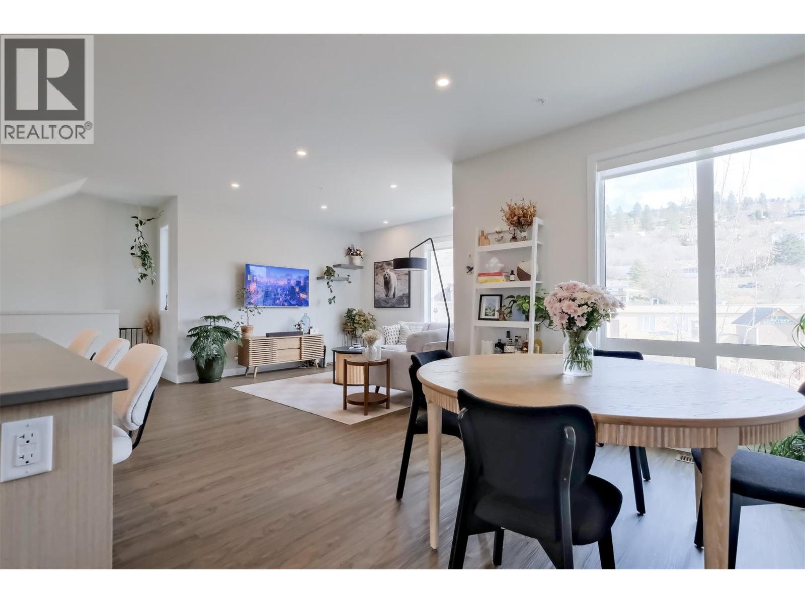 3719 Woodsdale Road Unit# 4, Lake Country, British Columbia  V4V 1X2 - Photo 13 - 10381536