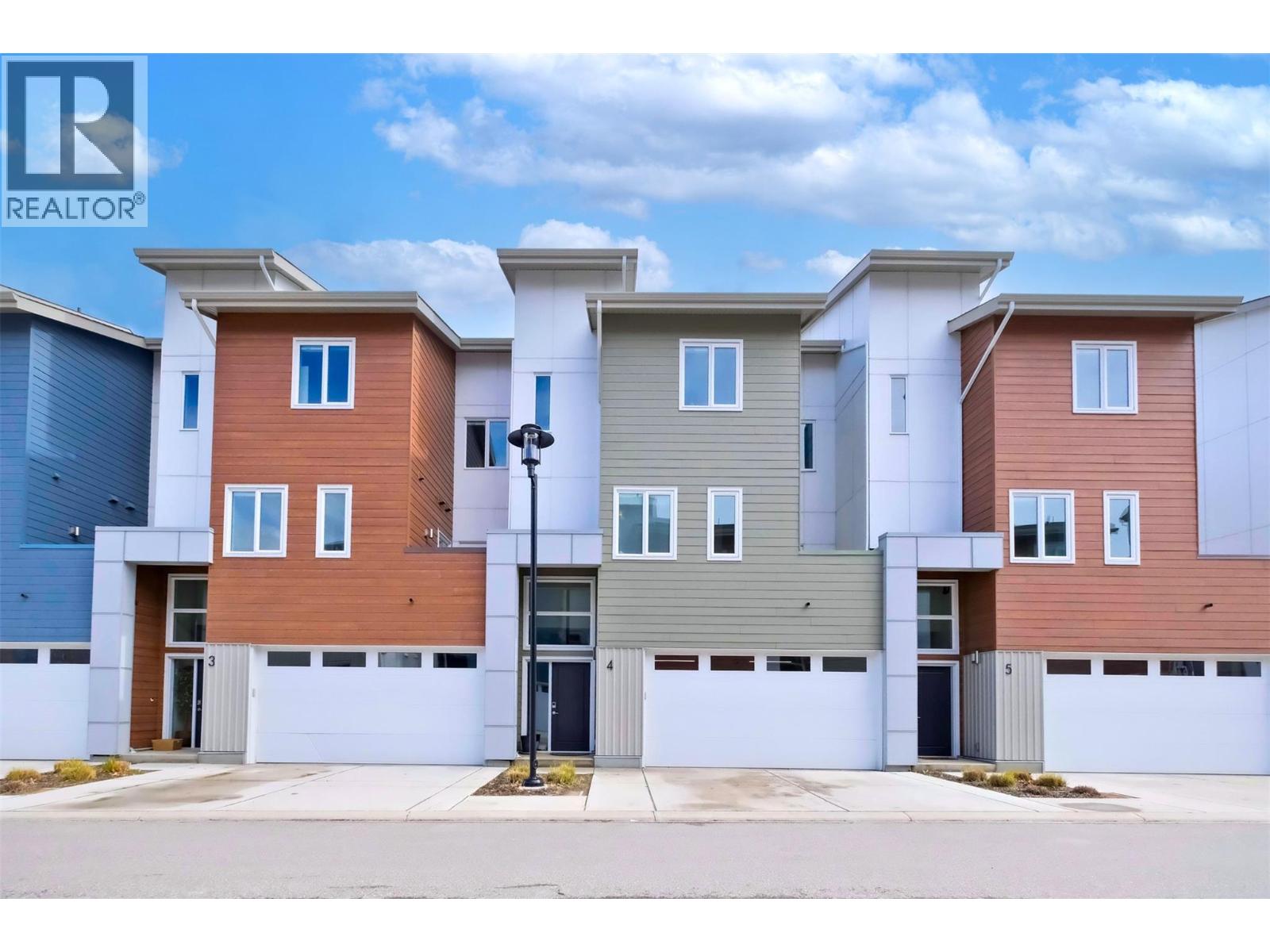 3719 Woodsdale Road Unit# 4, Lake Country, British Columbia  V4V 1X2 - Photo 2 - 10381536