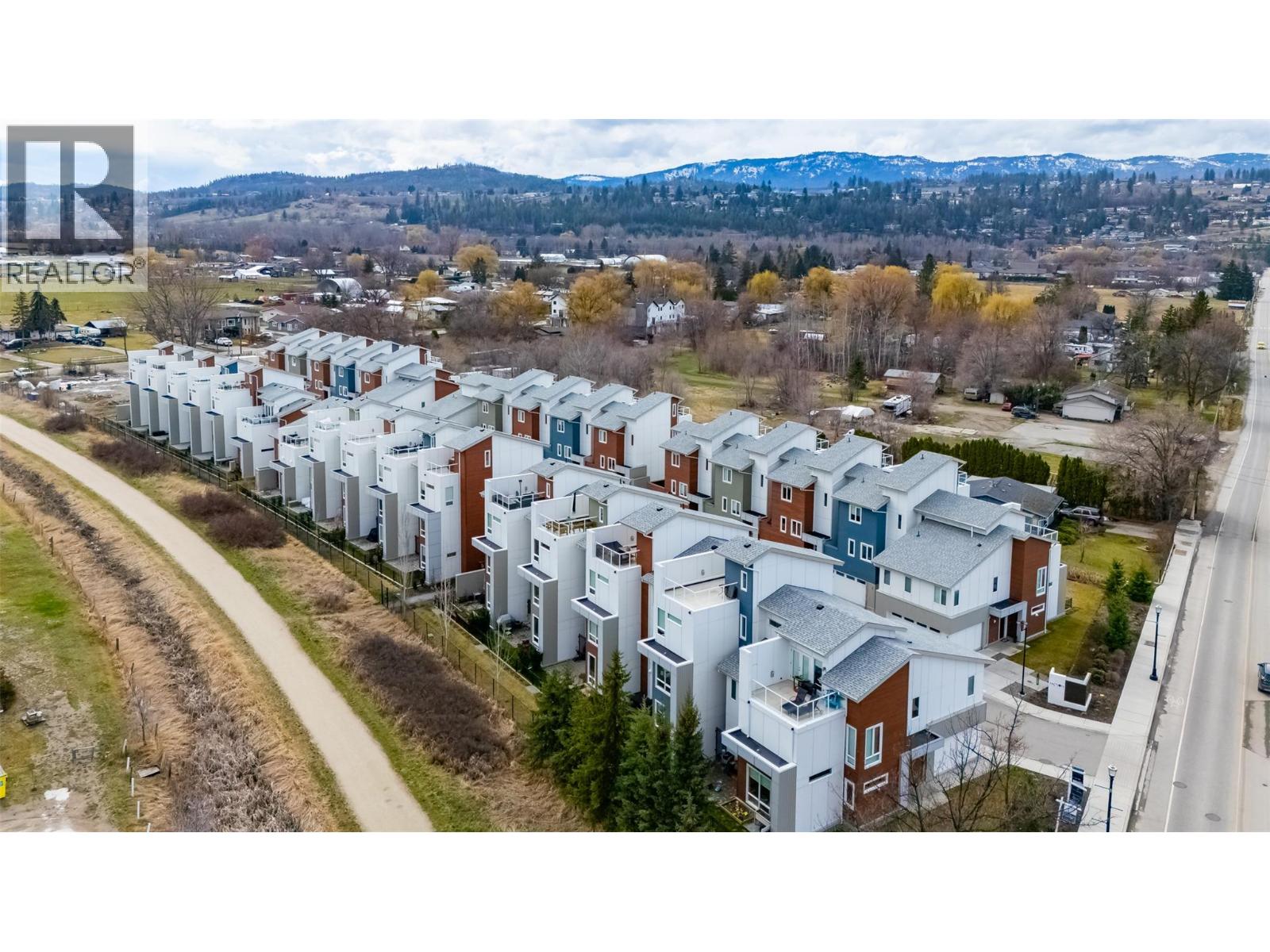 3719 Woodsdale Road Unit# 4, Lake Country, British Columbia  V4V 1X2 - Photo 43 - 10381536