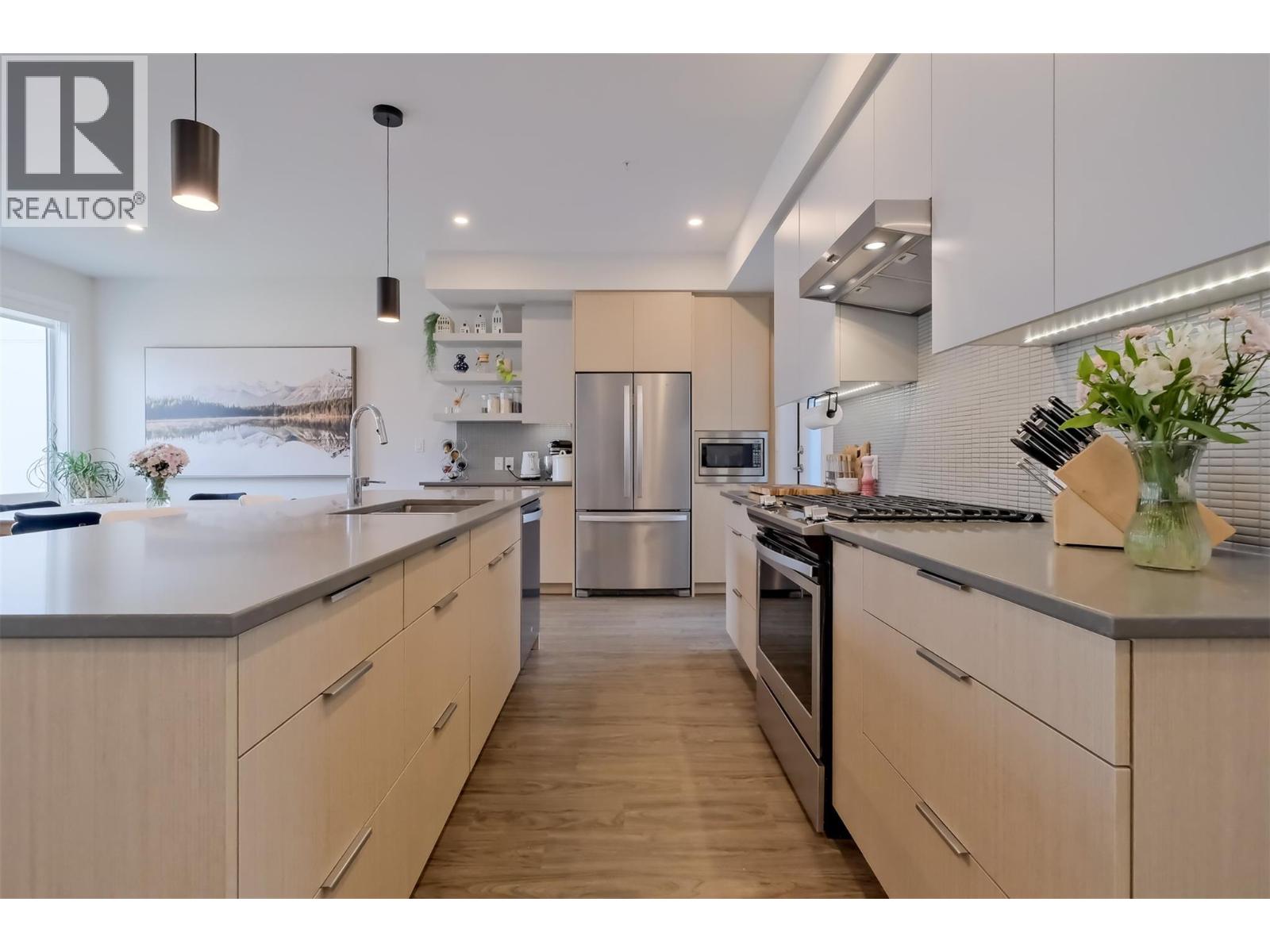 3719 Woodsdale Road Unit# 4, Lake Country, British Columbia  V4V 1X2 - Photo 8 - 10381536