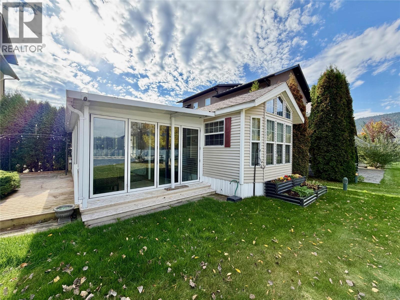 8192 Highway 97a Road Unit# Ls33, Mara, British Columbia  V0E 2K0 - Photo 1 - 10381337