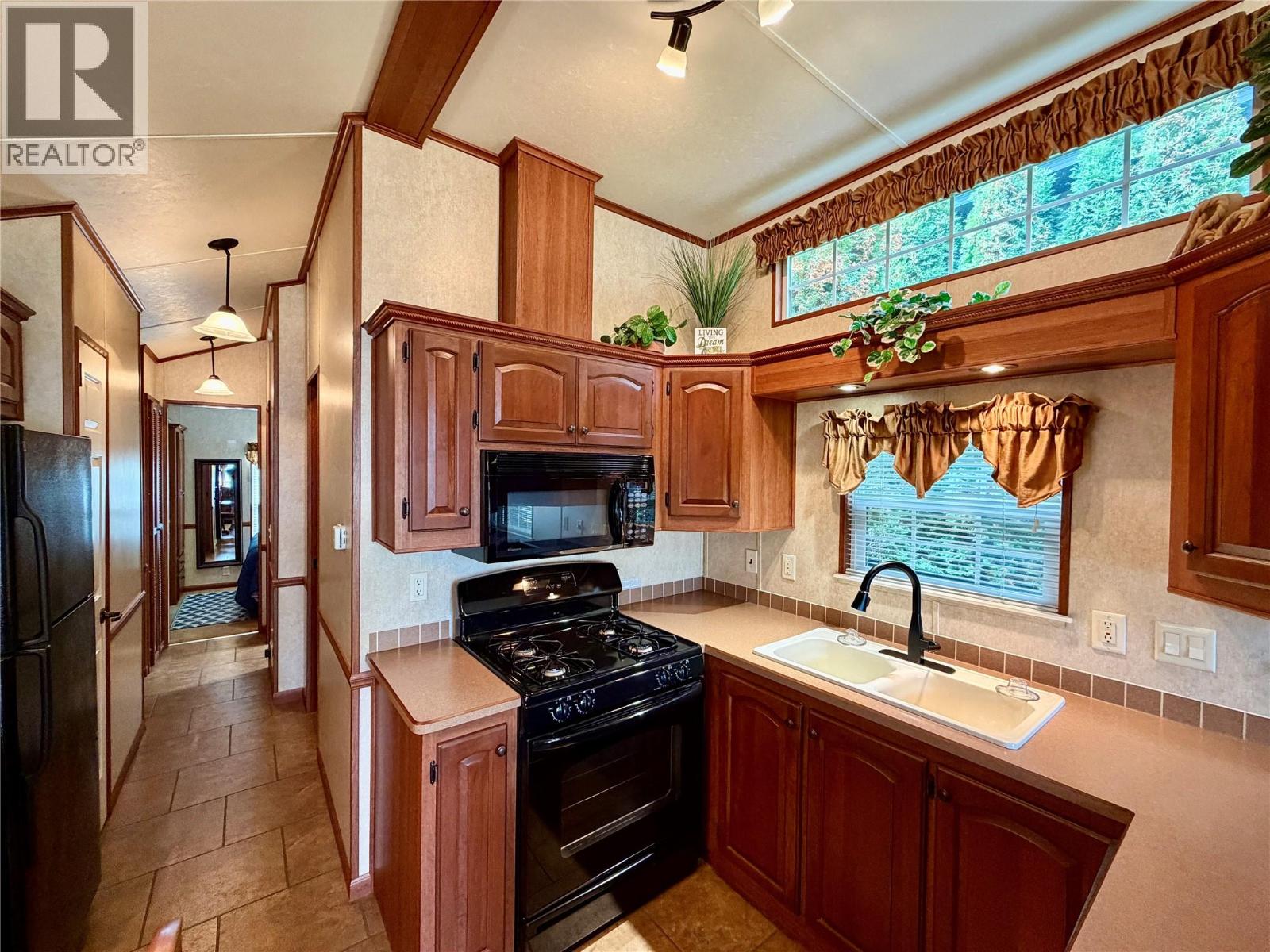 8192 Highway 97a Road Unit# Ls33, Mara, British Columbia  V0E 2K0 - Photo 22 - 10381337