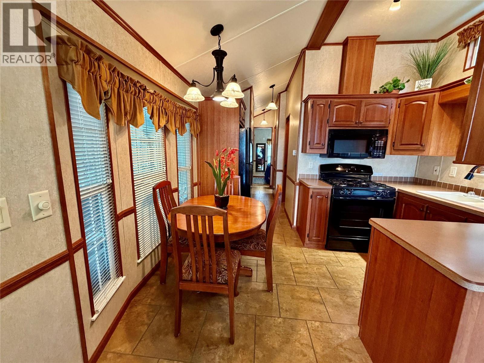 8192 Highway 97a Road Unit# Ls33, Mara, British Columbia  V0E 2K0 - Photo 27 - 10381337