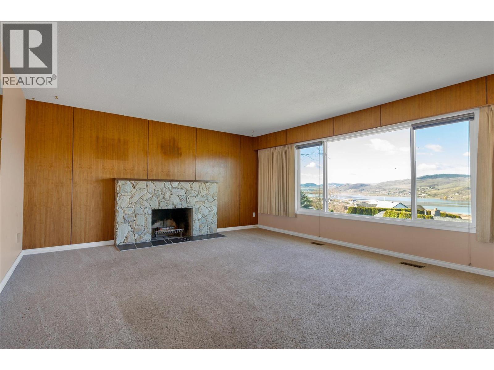 7515 L & A Road, Vernon, British Columbia  V1B 3S5 - Photo 11 - 10381288