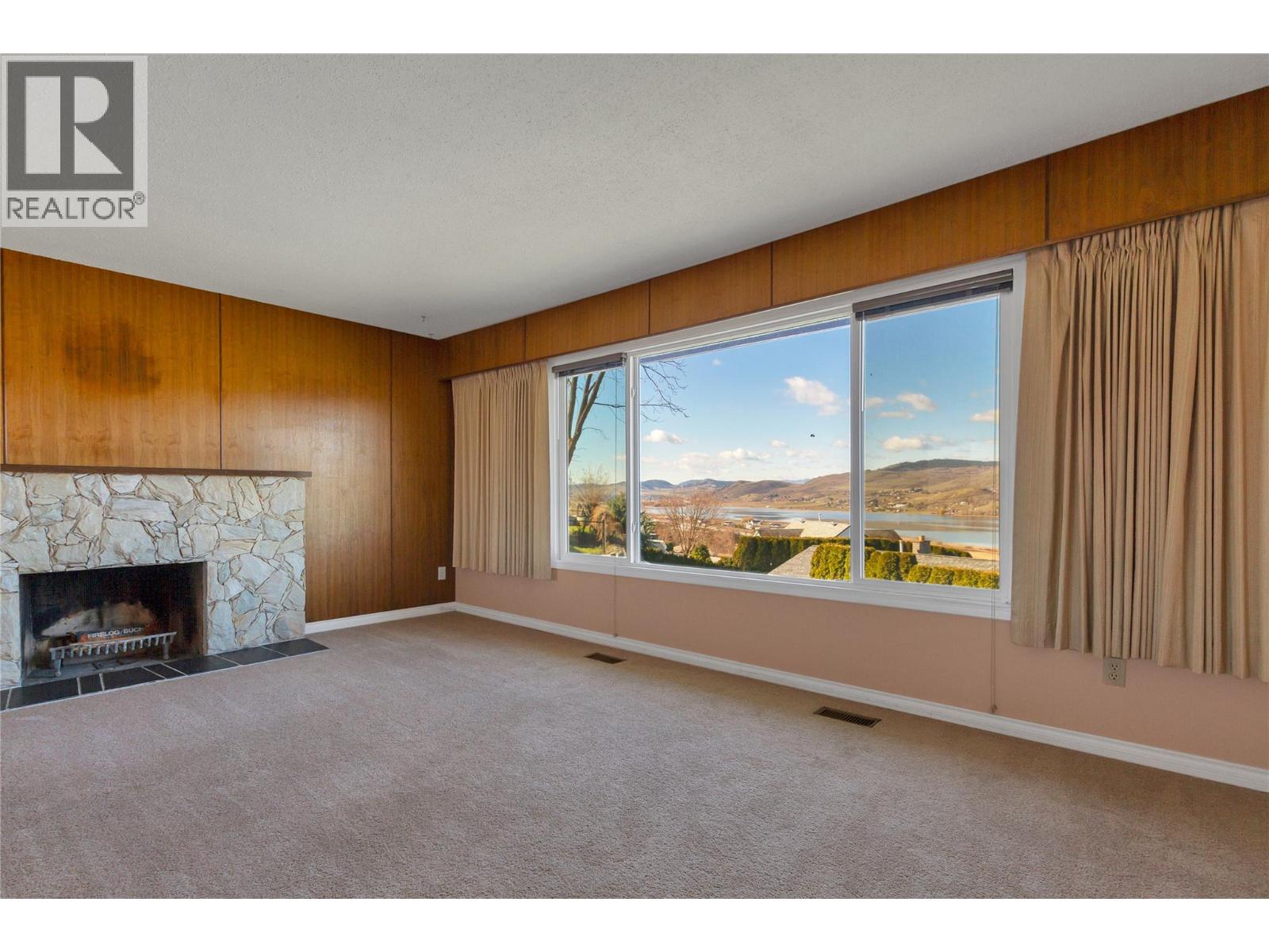 7515 L & A Road, Vernon, British Columbia  V1B 3S5 - Photo 12 - 10381288