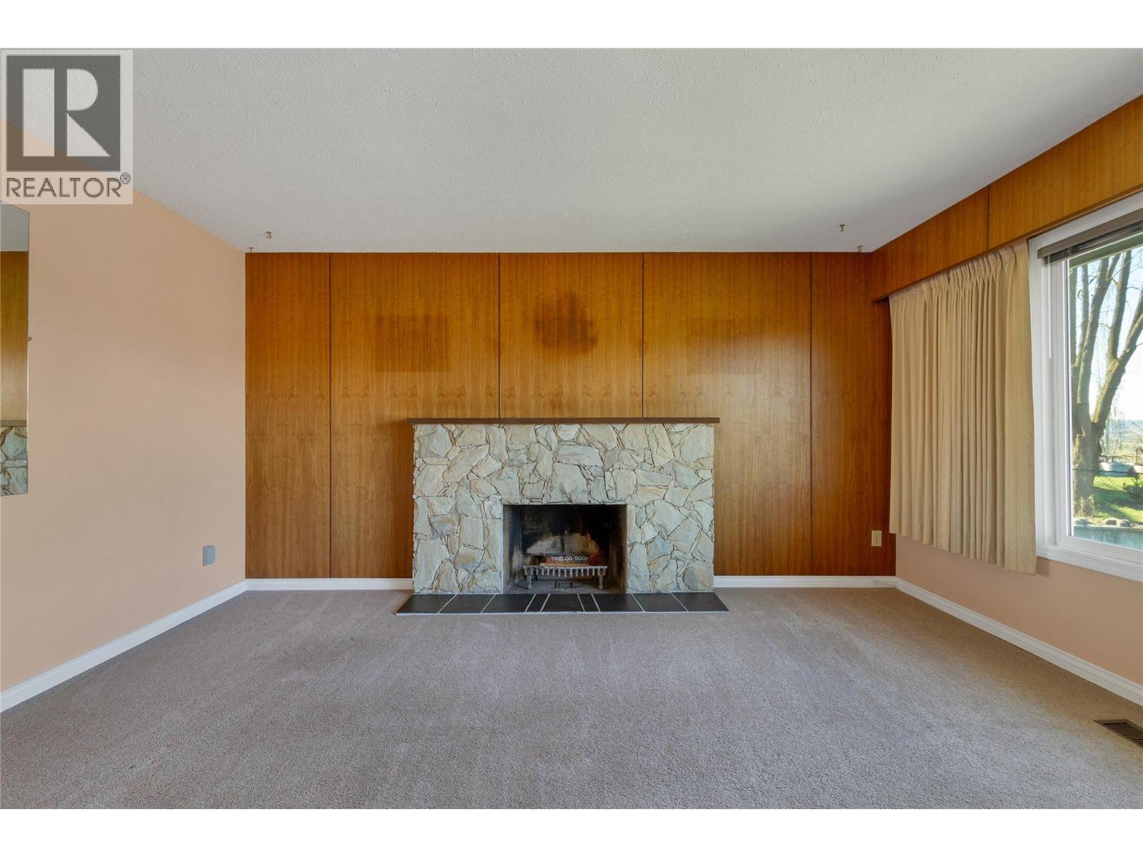 7515 L & A Road, Vernon, British Columbia  V1B 3S5 - Photo 14 - 10381288