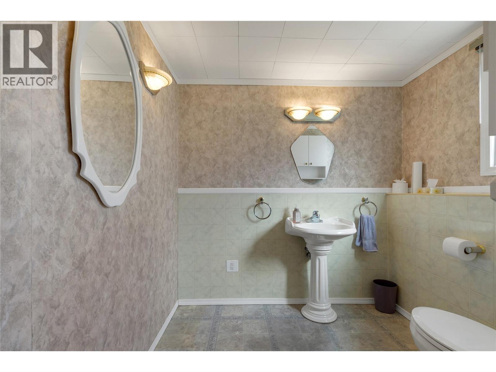 7515 L & A Road, Vernon, British Columbia  V1B 3S5 - Photo 56 - 10381288