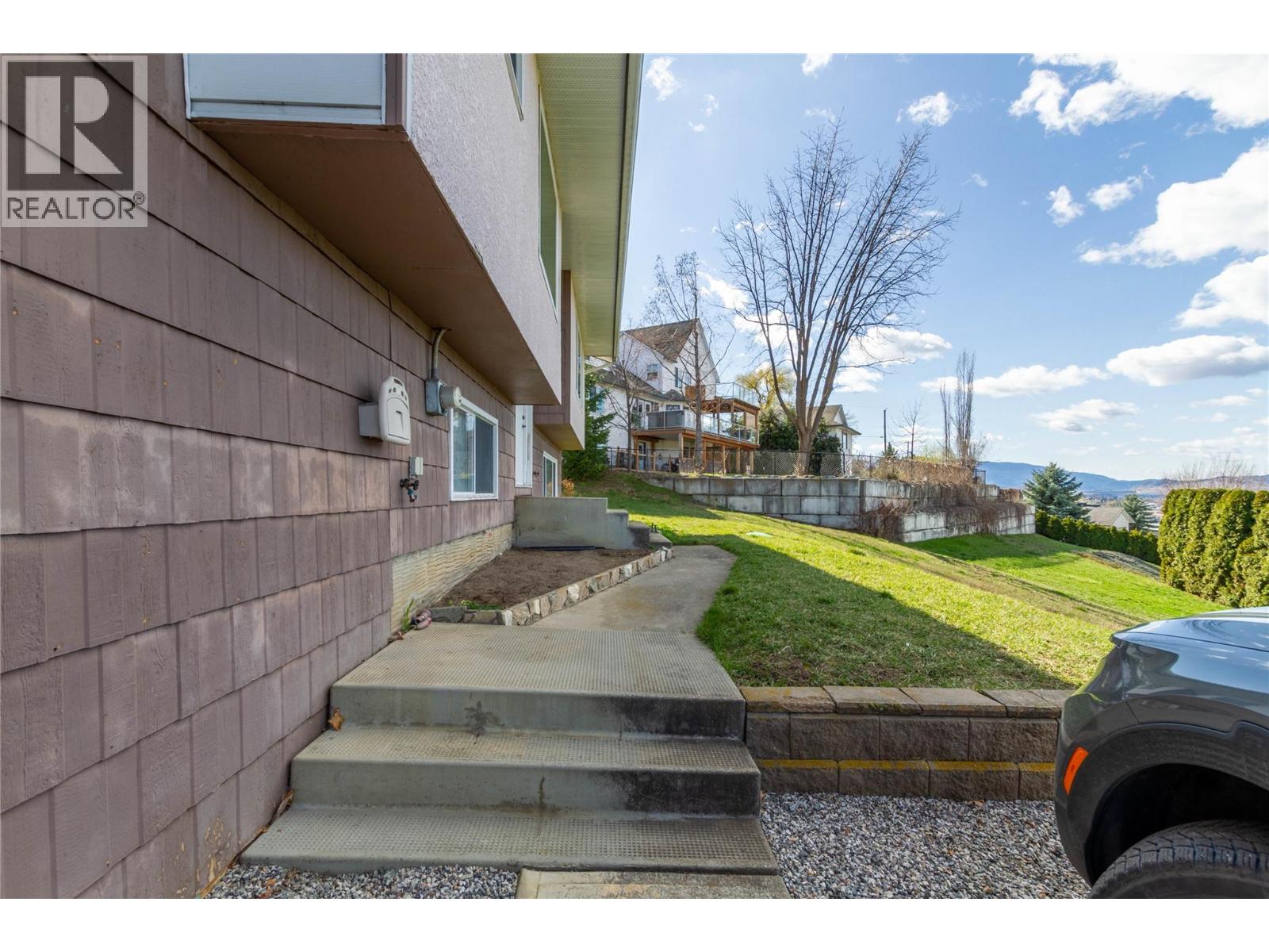 7515 L & A Road, Vernon, British Columbia  V1B 3S5 - Photo 9 - 10381288