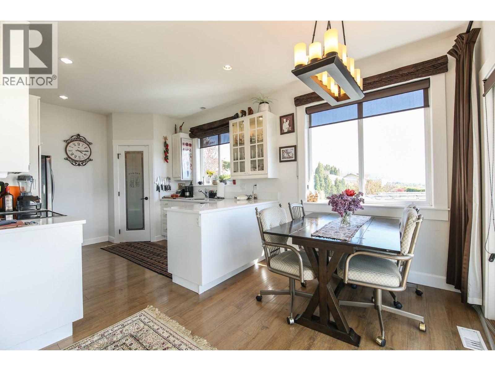 4004 39th Street, Osoyoos, British Columbia  V0H 1V6 - Photo 16 - 10381632