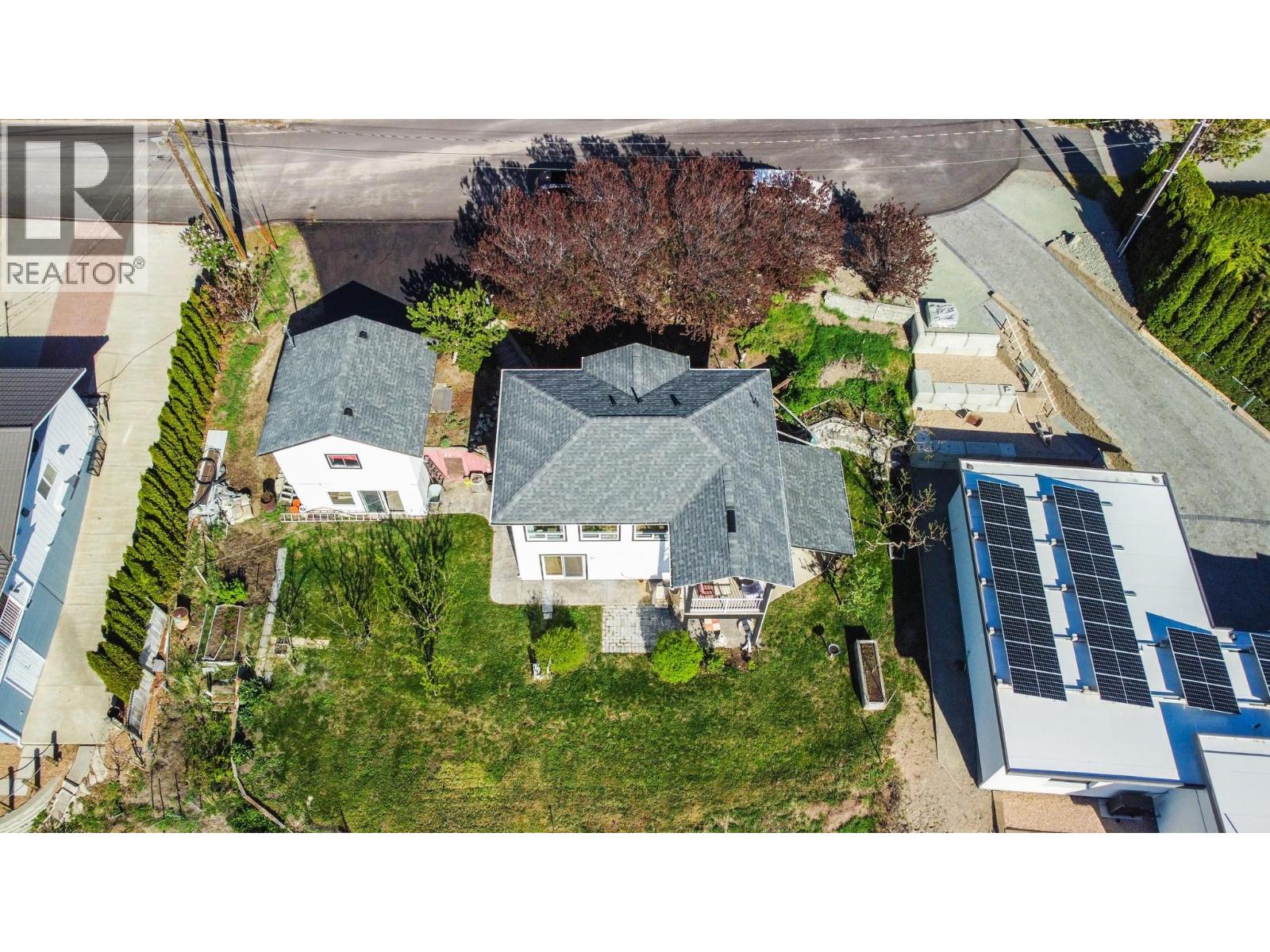 4004 39th Street, Osoyoos, British Columbia  V0H 1V6 - Photo 48 - 10381632