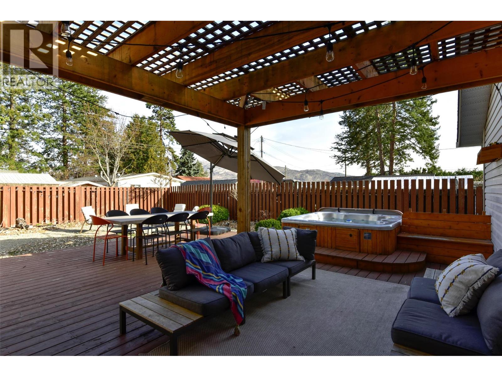 4311 11th Street, Peachland, British Columbia  V0H 1X6 - Photo 11 - 10381460