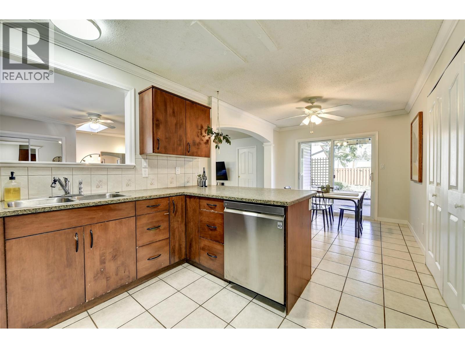 4311 11th Street, Peachland, British Columbia  V0H 1X6 - Photo 16 - 10381460