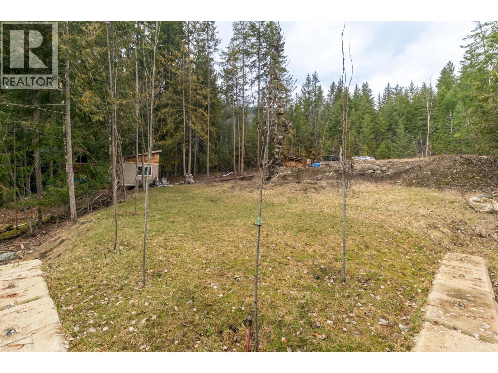2569 Lark Road Lot# 41, Anglemont, British Columbia  V0E 1M8 - Photo 1 - 10378975