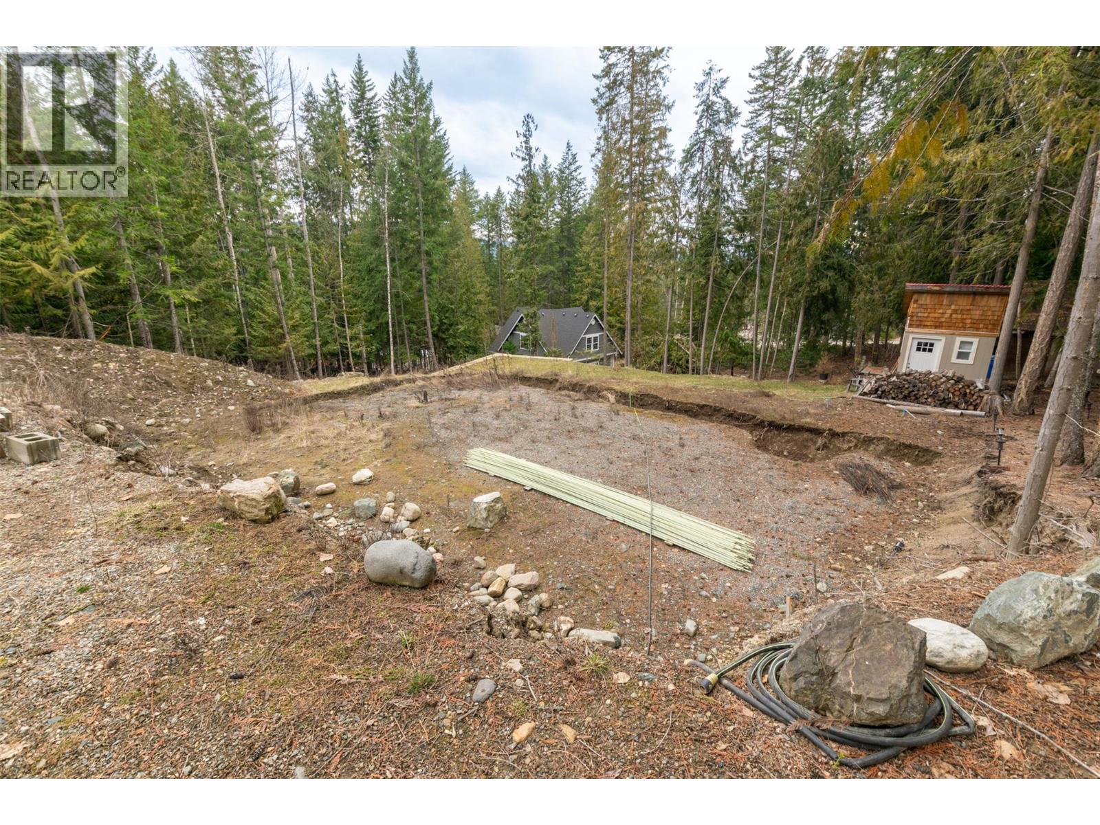 2569 Lark Road Lot# 41, Anglemont, British Columbia  V0E 1M8 - Photo 10 - 10378975