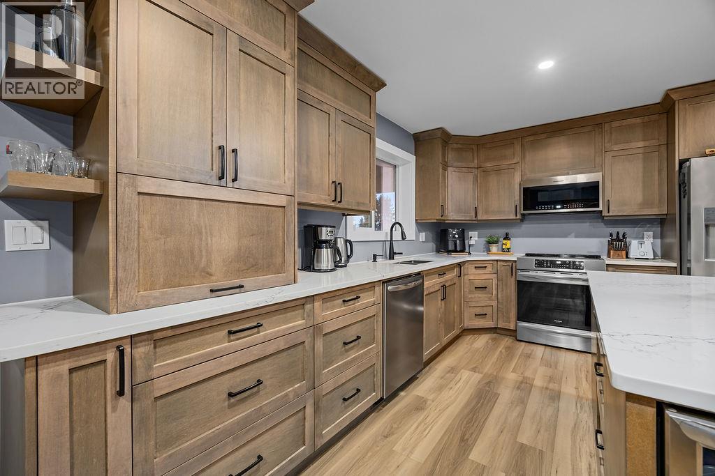 5348 Norquay Road, Vernon, British Columbia  V1B 3K7 - Photo 4 - 10381865