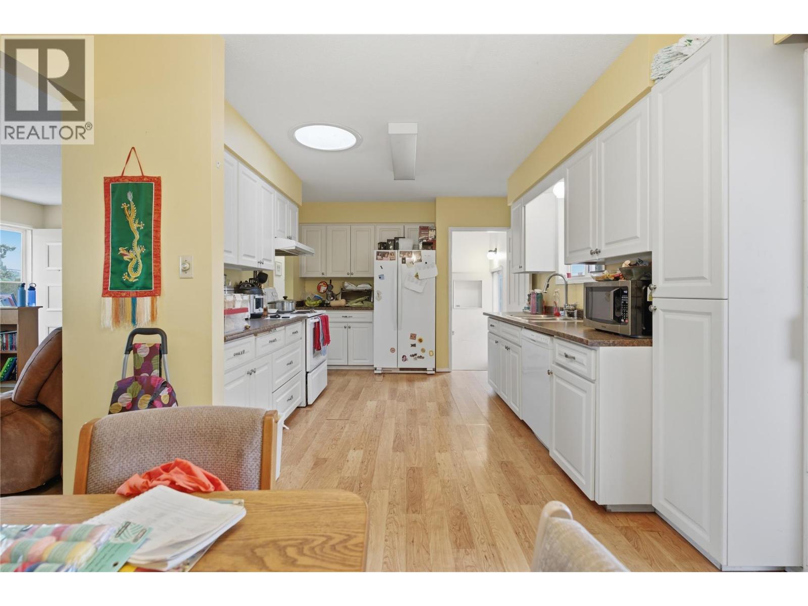 1838 Fleetwood Avenue, Kamloops, British Columbia  V2B 4S1 - Photo 32 - 10381863