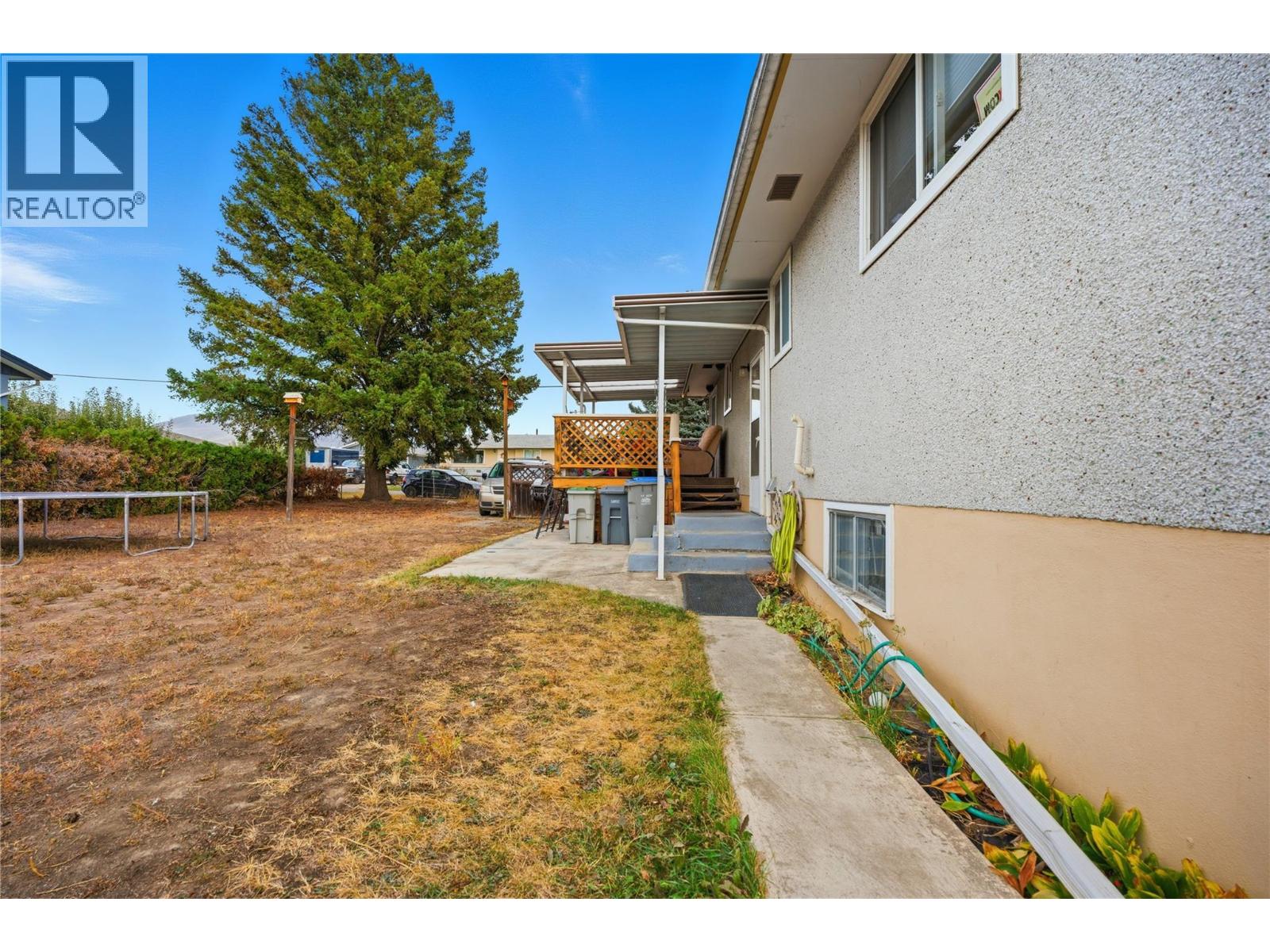 1838 Fleetwood Avenue, Kamloops, British Columbia  V2B 4S1 - Photo 8 - 10381863