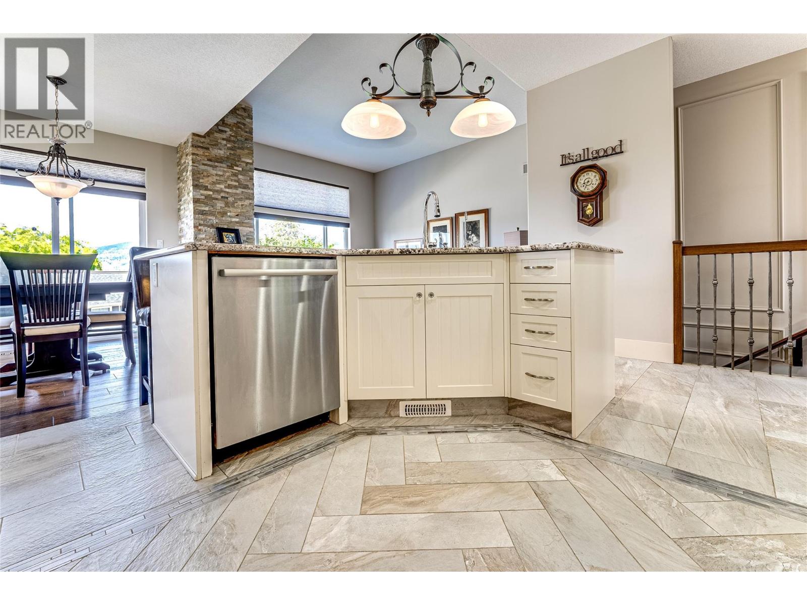 11503 Wyatt Court, Coldstream, British Columbia  V1B 2Y7 - Photo 14 - 10381838