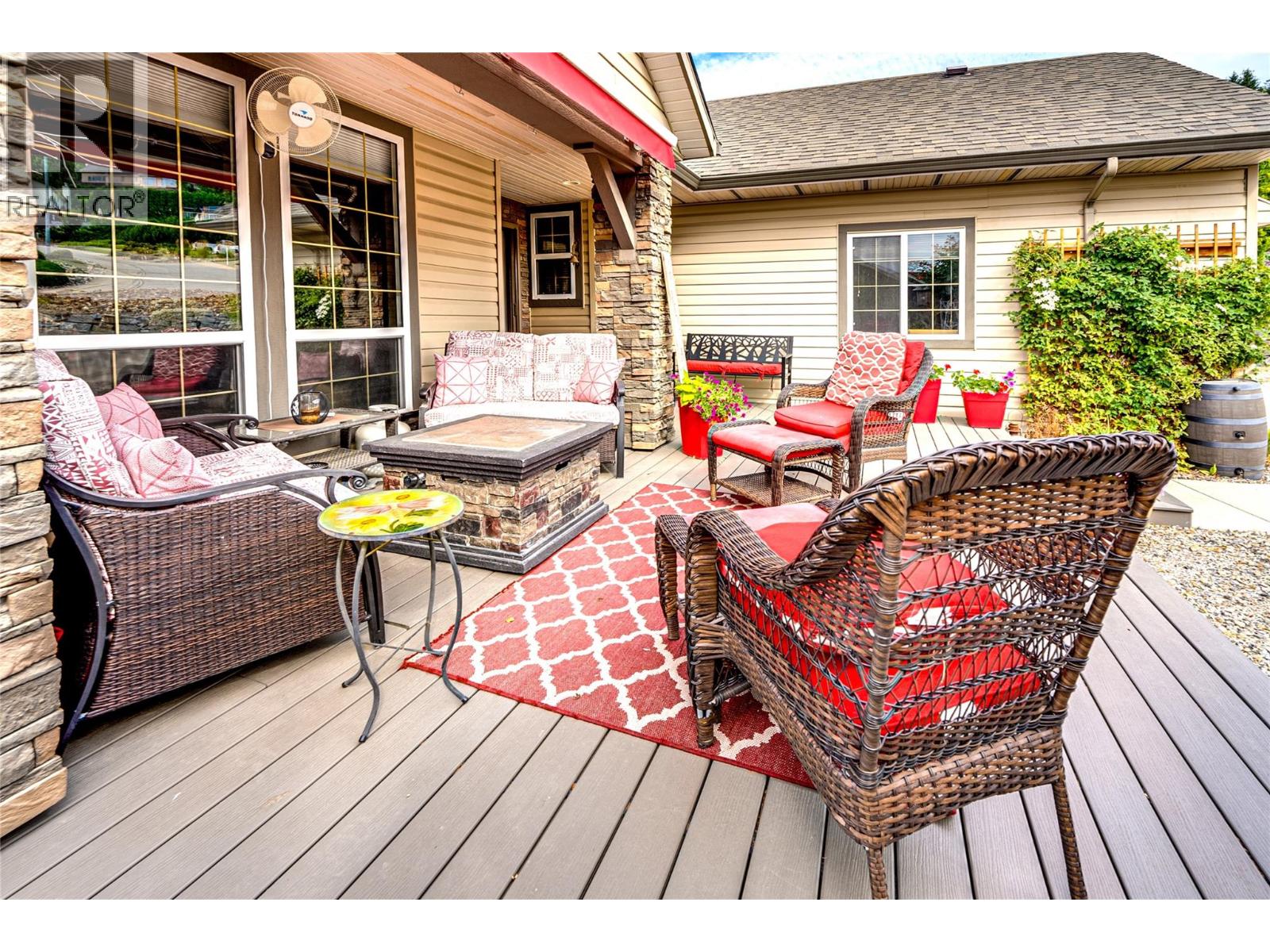 11503 Wyatt Court, Coldstream, British Columbia  V1B 2Y7 - Photo 5 - 10381838