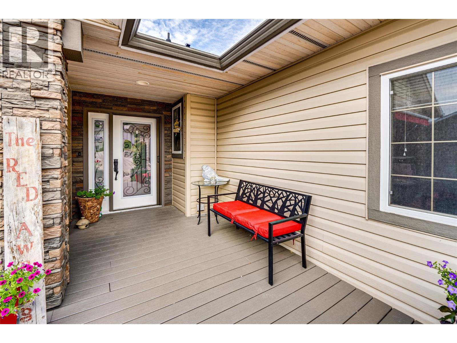 11503 Wyatt Court, Coldstream, British Columbia  V1B 2Y7 - Photo 6 - 10381838