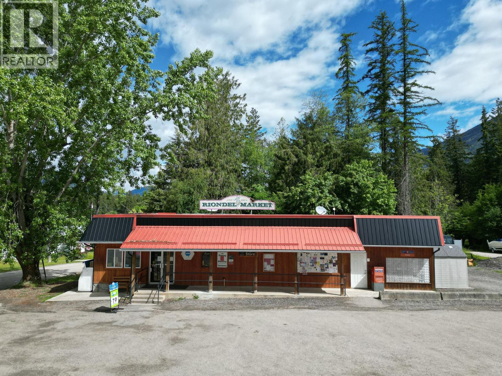 1504 Eastman Avenue, Riondel, British Columbia  V0B 2P0 - Photo 17 - 10381896