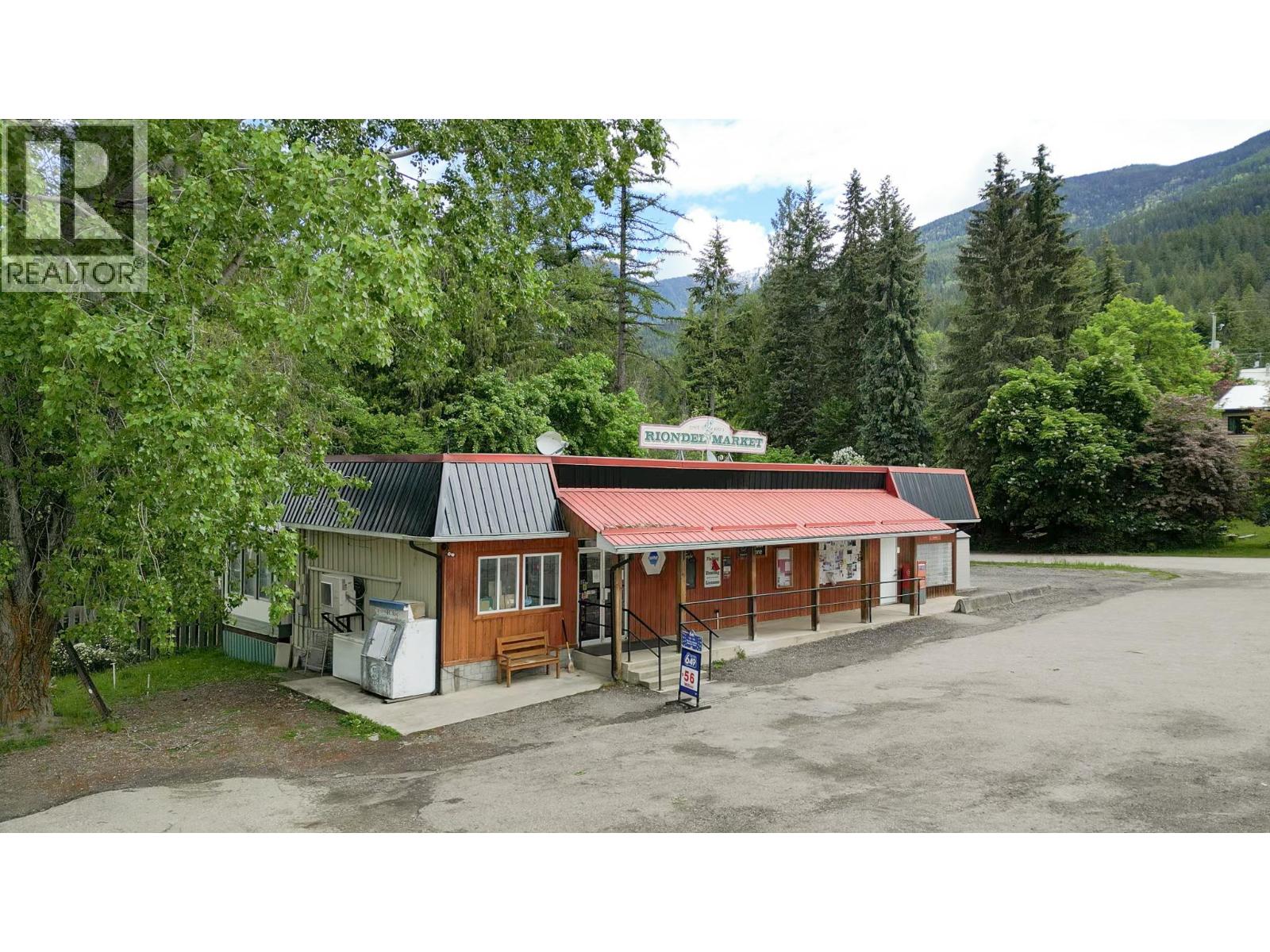 1504 Eastman Avenue, Riondel, British Columbia  V0B 2P0 - Photo 23 - 10381896